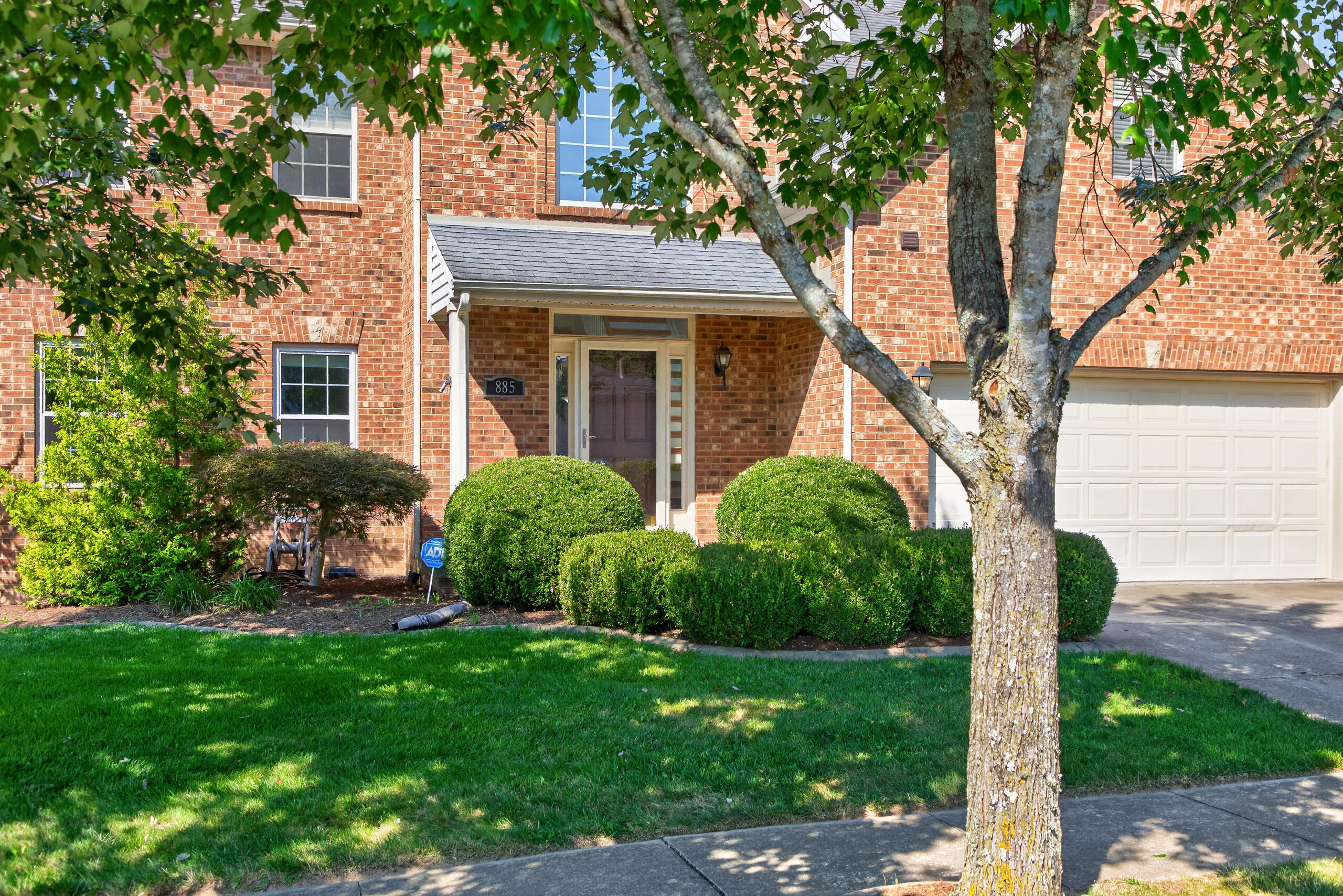 885 Fiddler Creek Way Property Photo 2