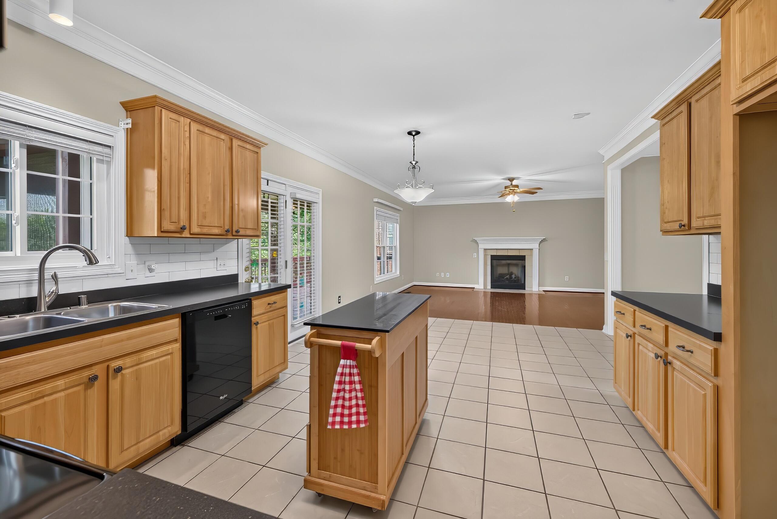885 Fiddler Creek Way Property Photo 14