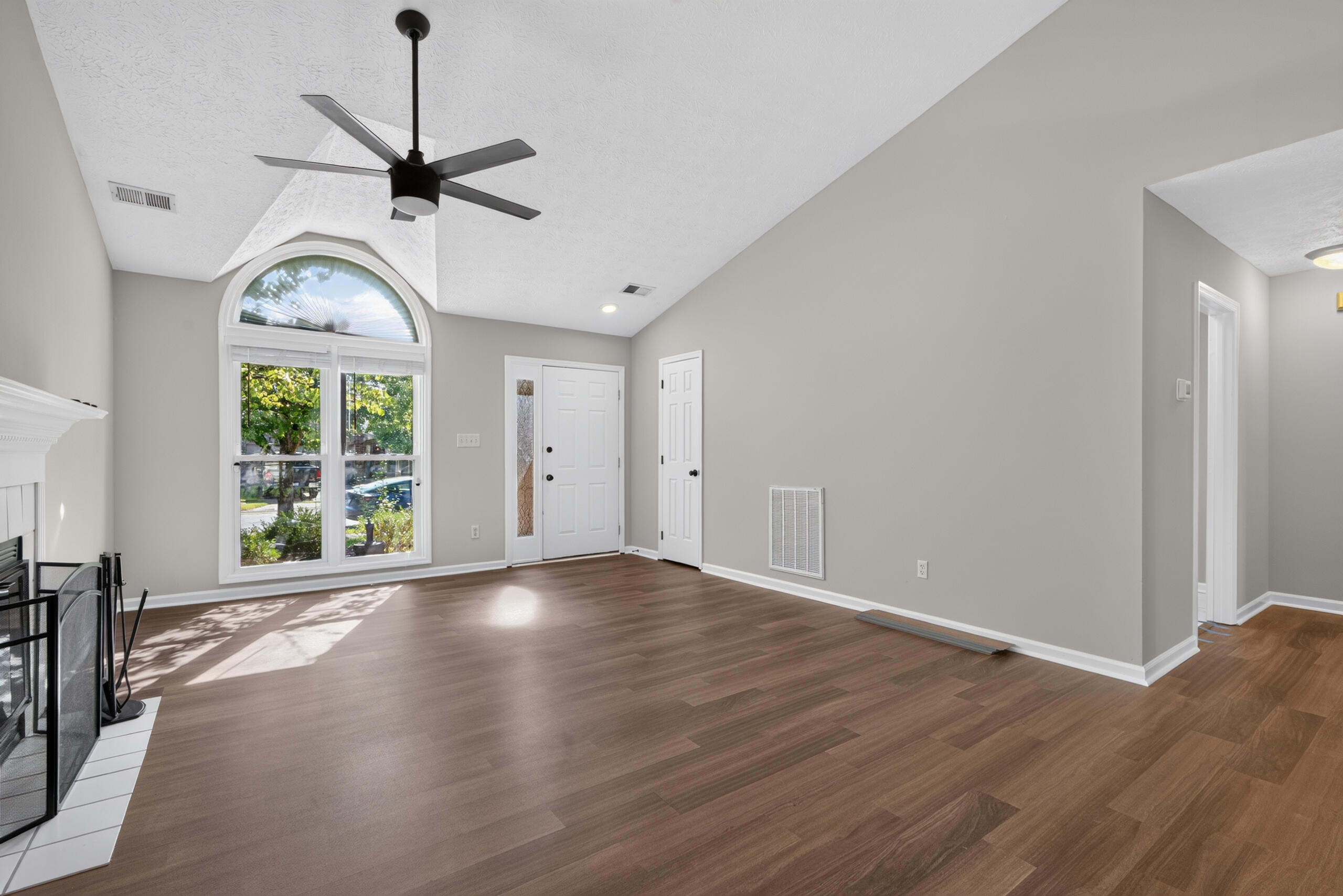 1141 Iron Lace Court Property Photo 5