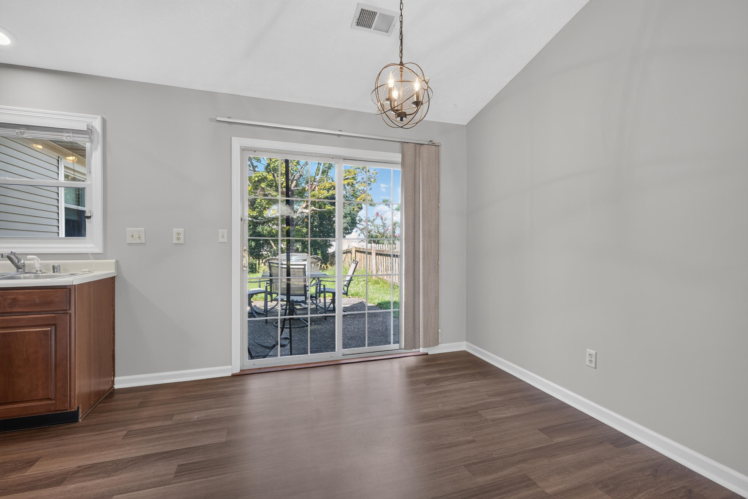 1141 Iron Lace Court Property Photo 7