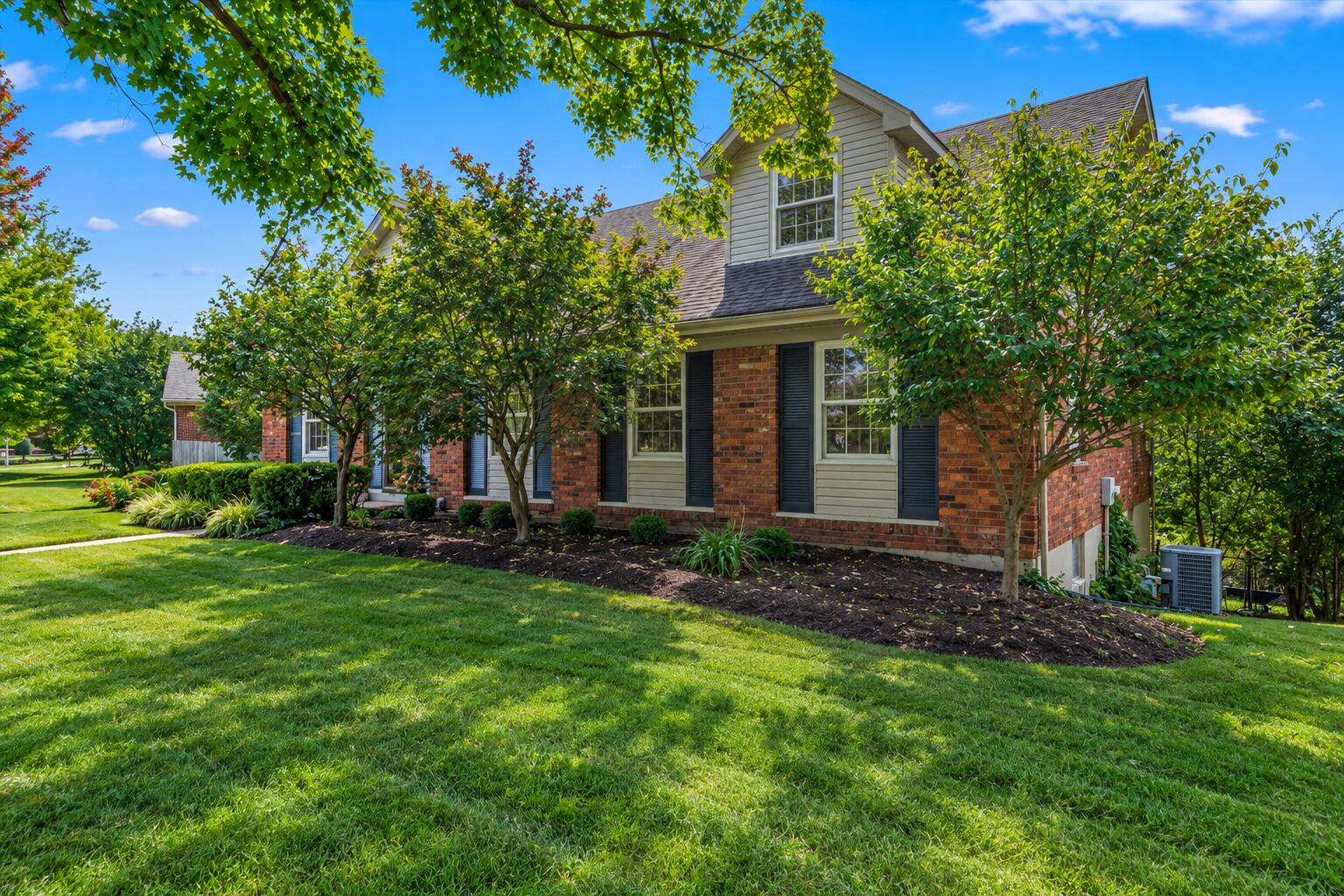 328 Leawood Drive Property Photo 3
