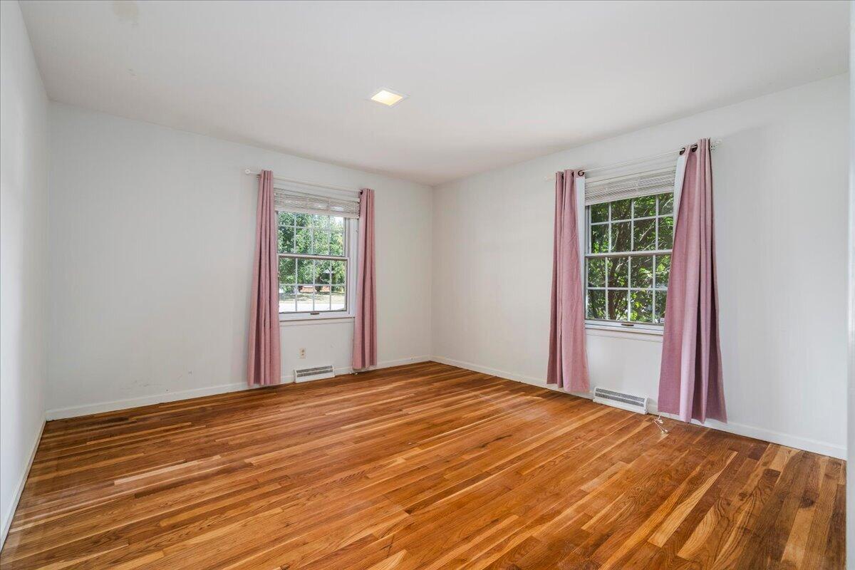 328 Leawood Drive Property Photo 15