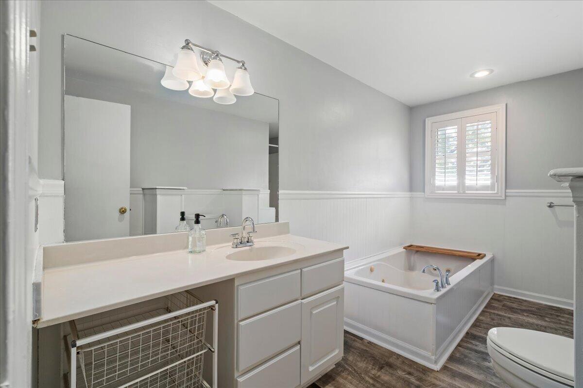 328 Leawood Drive Property Photo 27