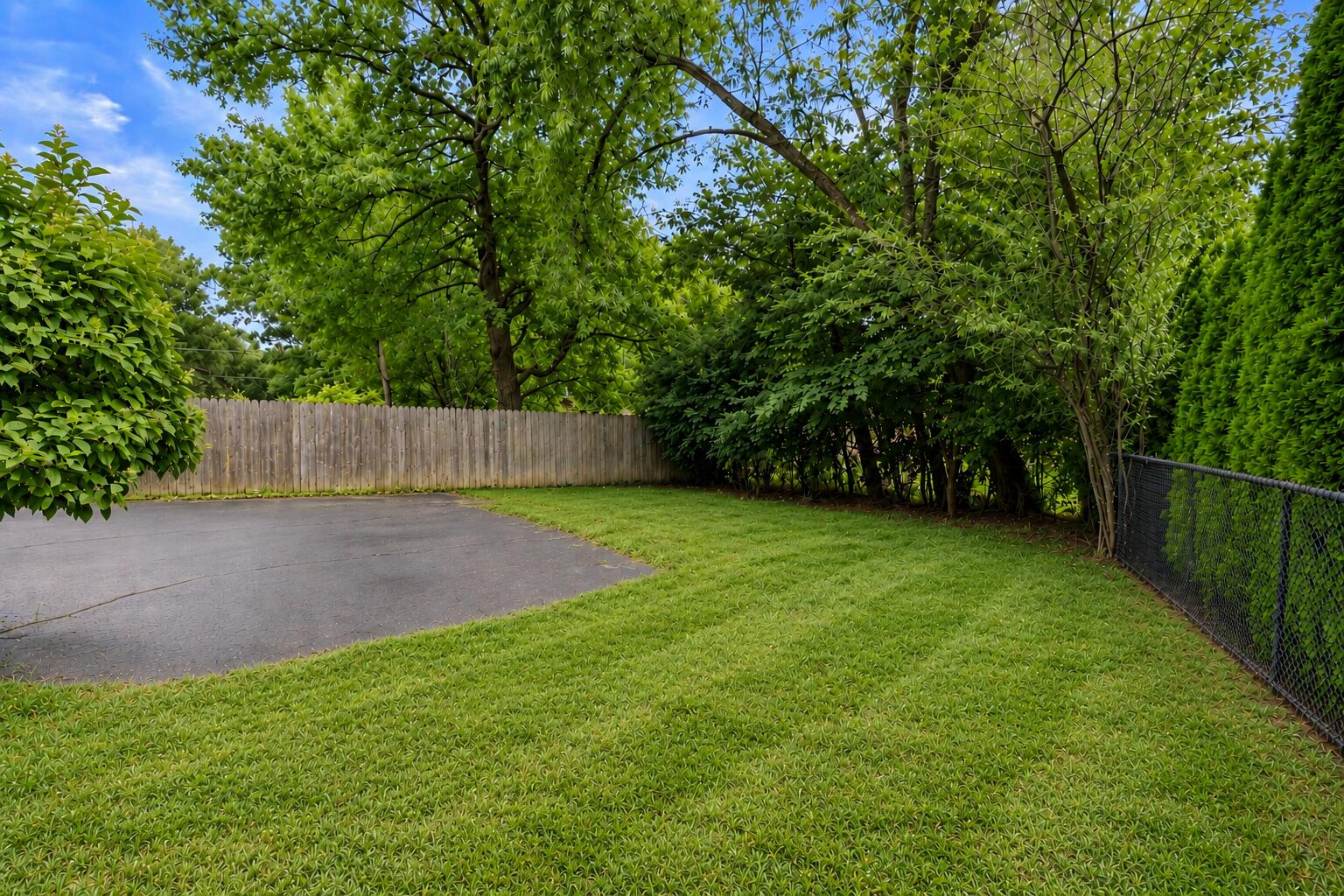 328 Leawood Drive Property Photo 36