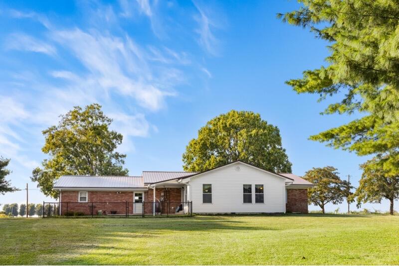 402 Secrest Crossing Property Photo 8