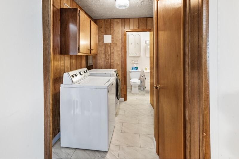 402 Secrest Crossing Property Photo 31