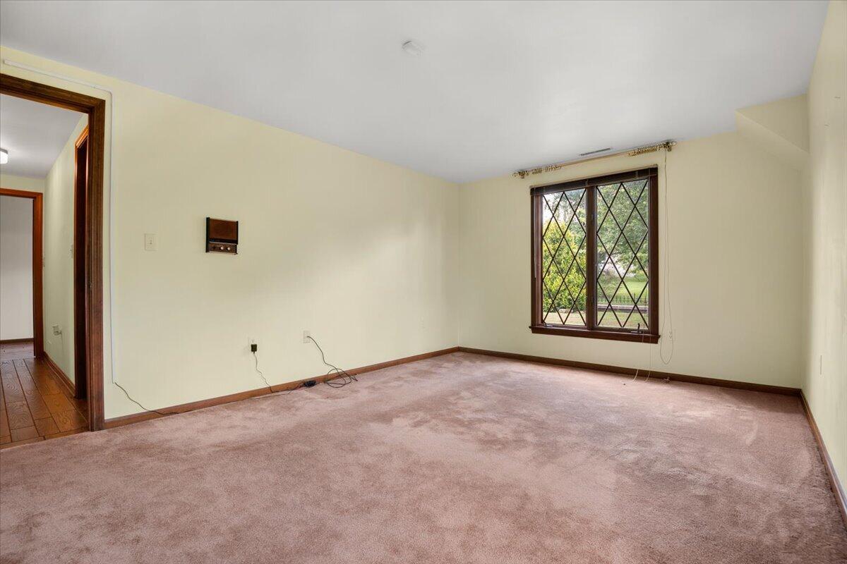 98 E Wyrick Street Property Photo 33
