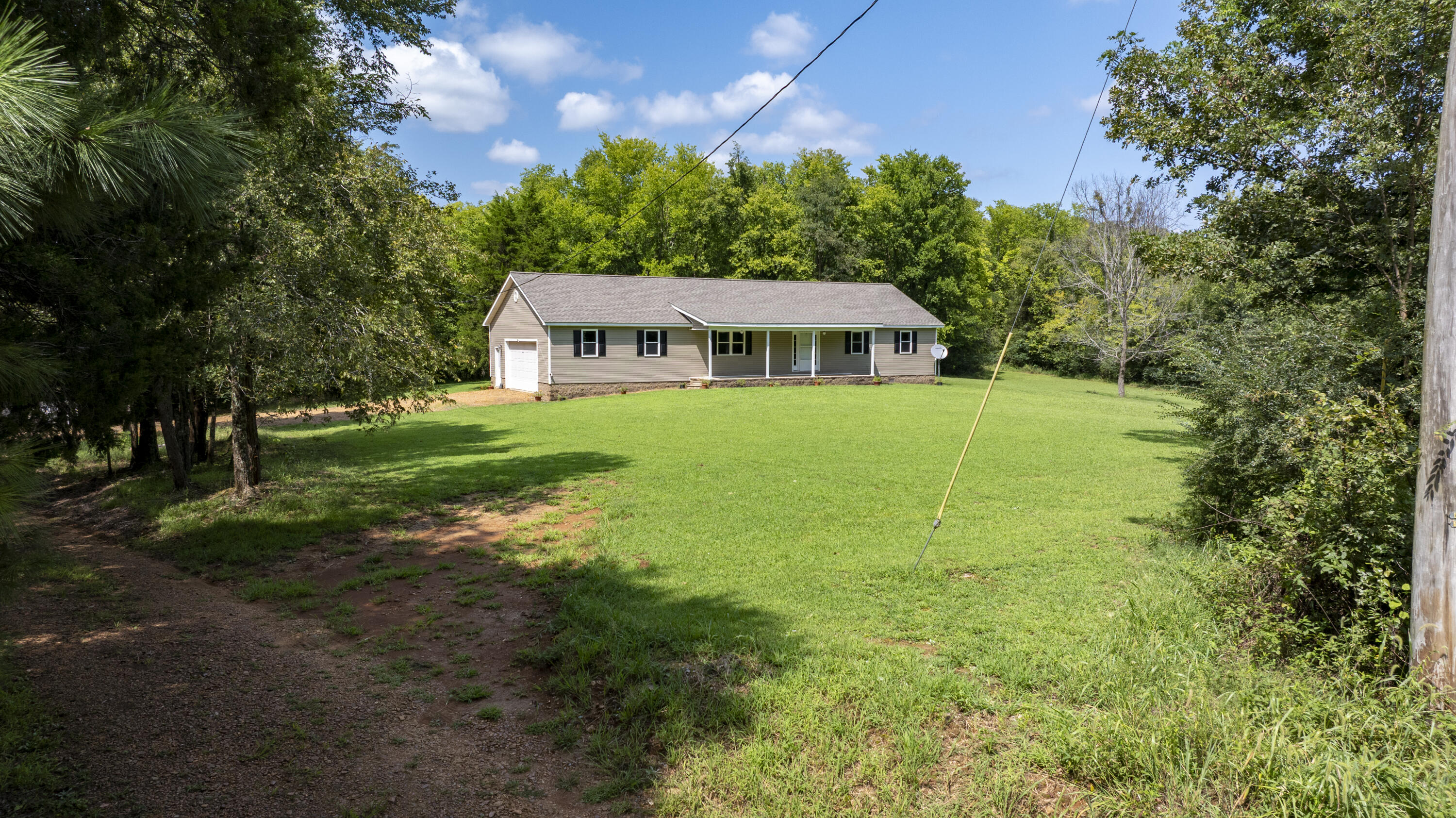 3650 Old Newburg Road Property Photo 2