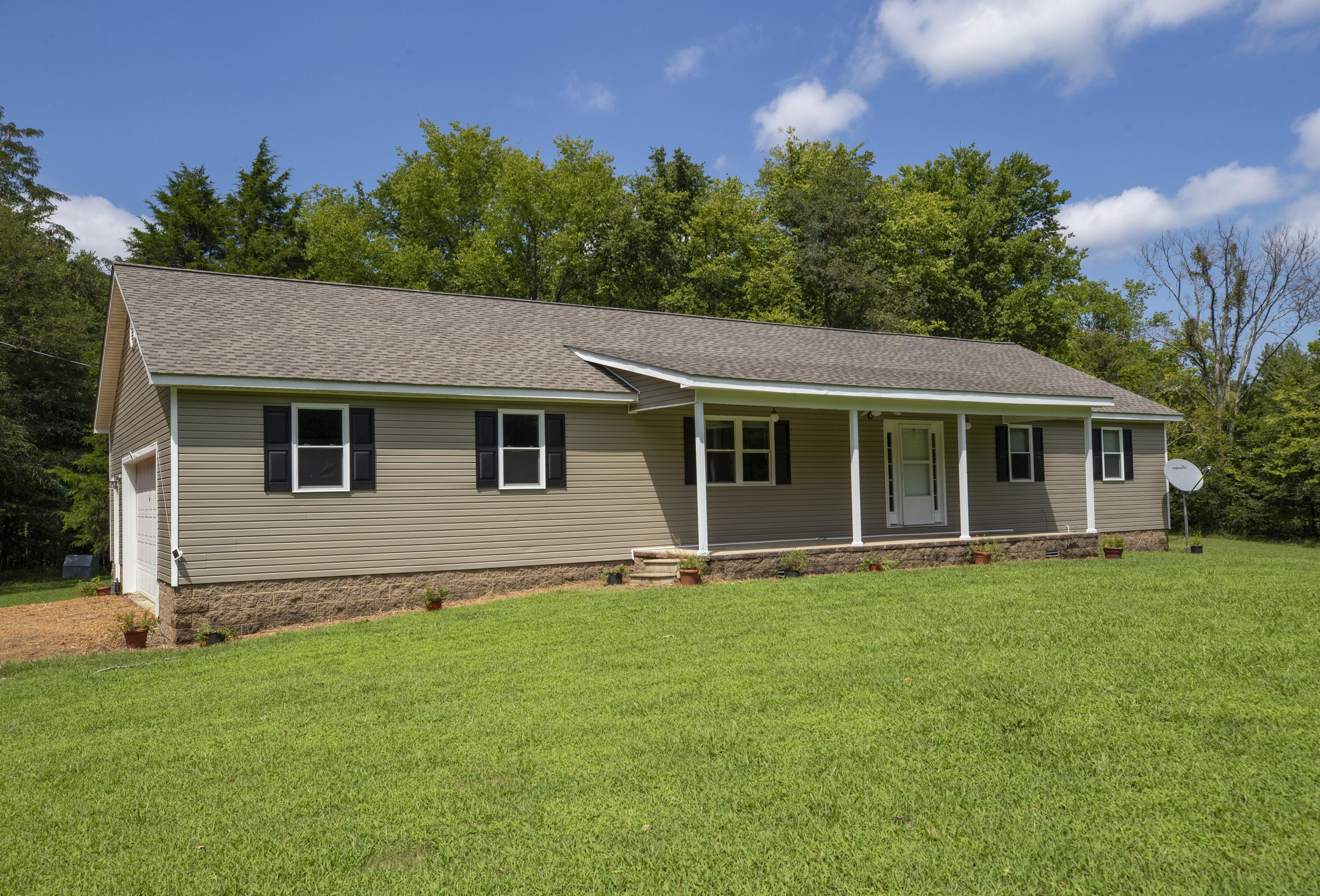 3650 Old Newburg Road Property Photo 7