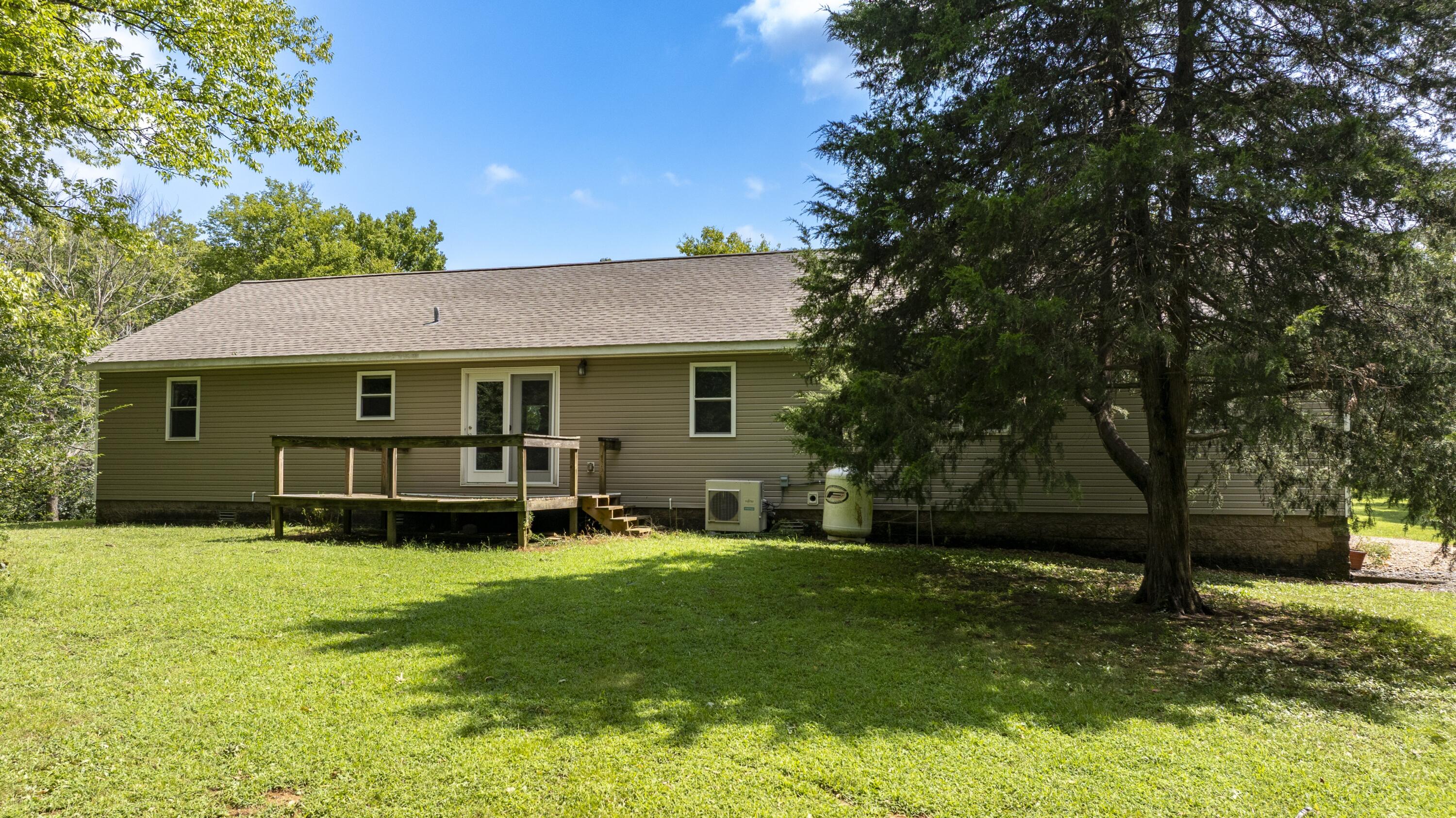 3650 Old Newburg Road Property Photo 10