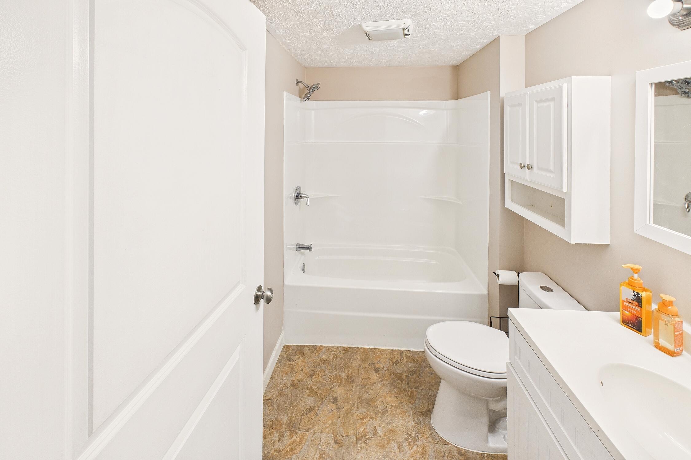 15 April Lane Property Photo 33