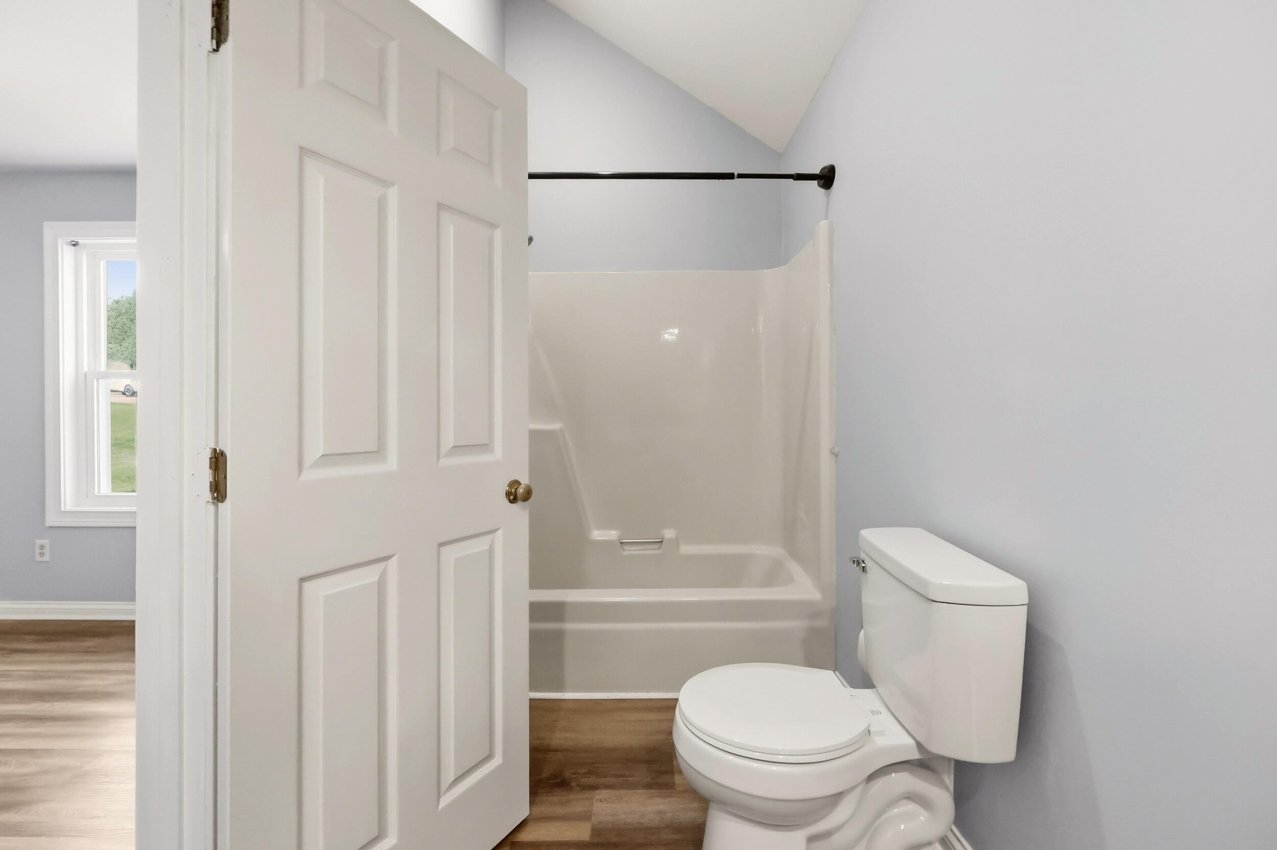 112 Silvercreek Drive Property Photo 24