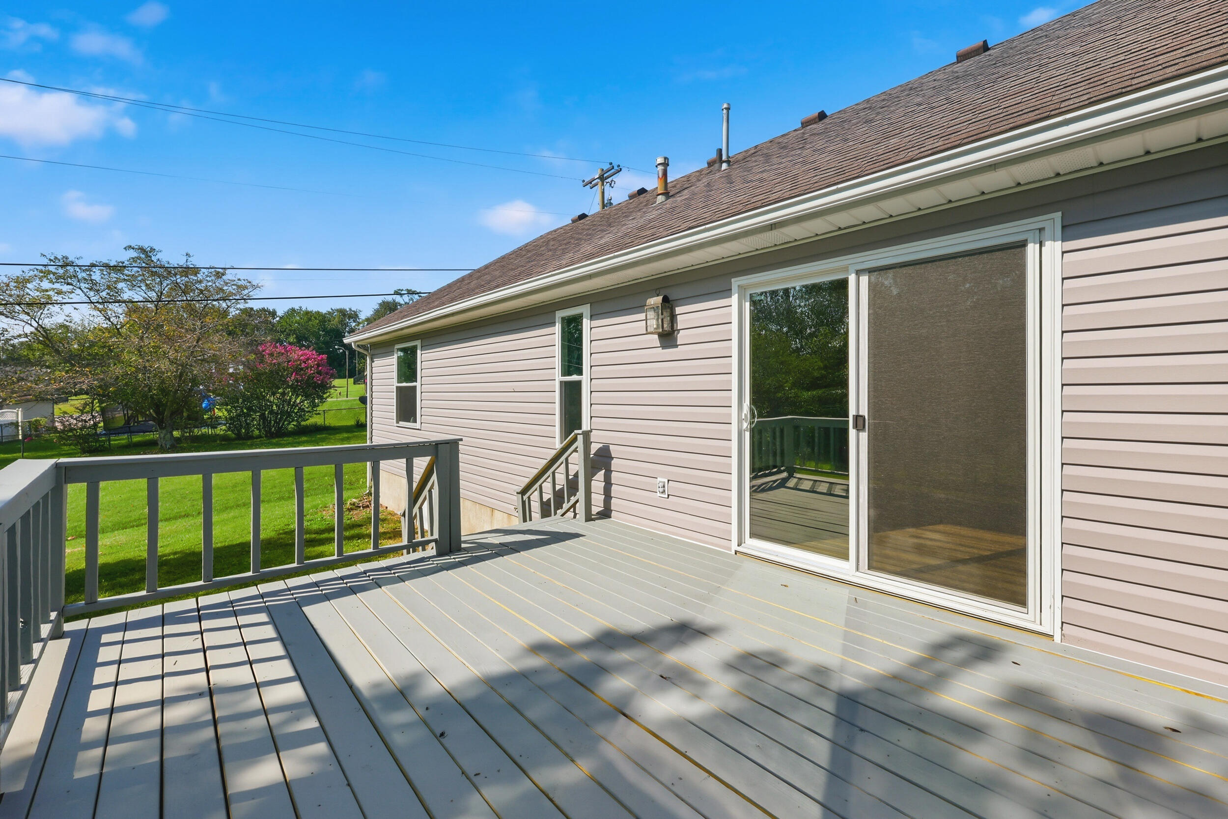112 Silvercreek Drive Property Photo 31