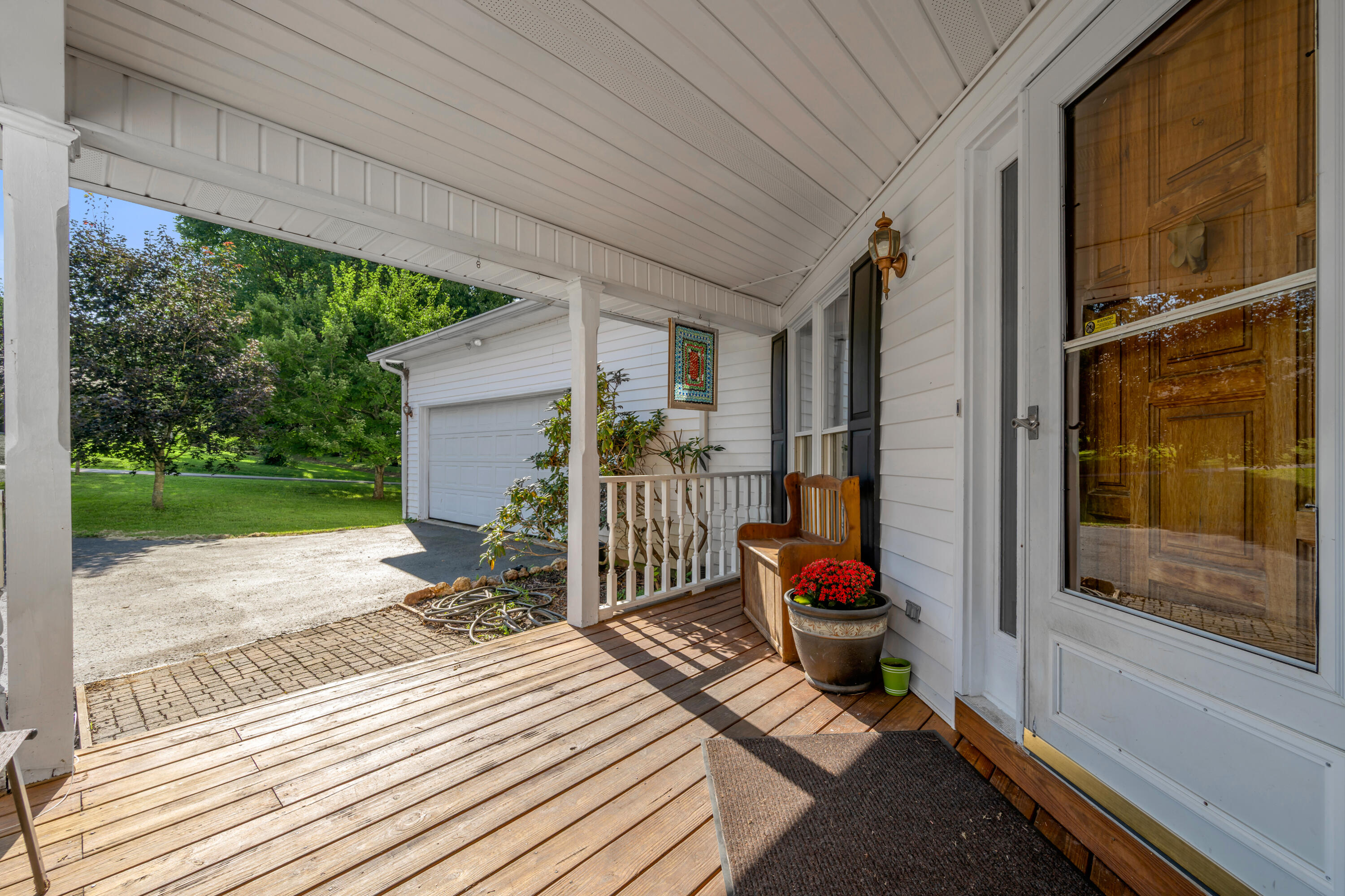 2073 Crystal Springs Road Property Photo 6