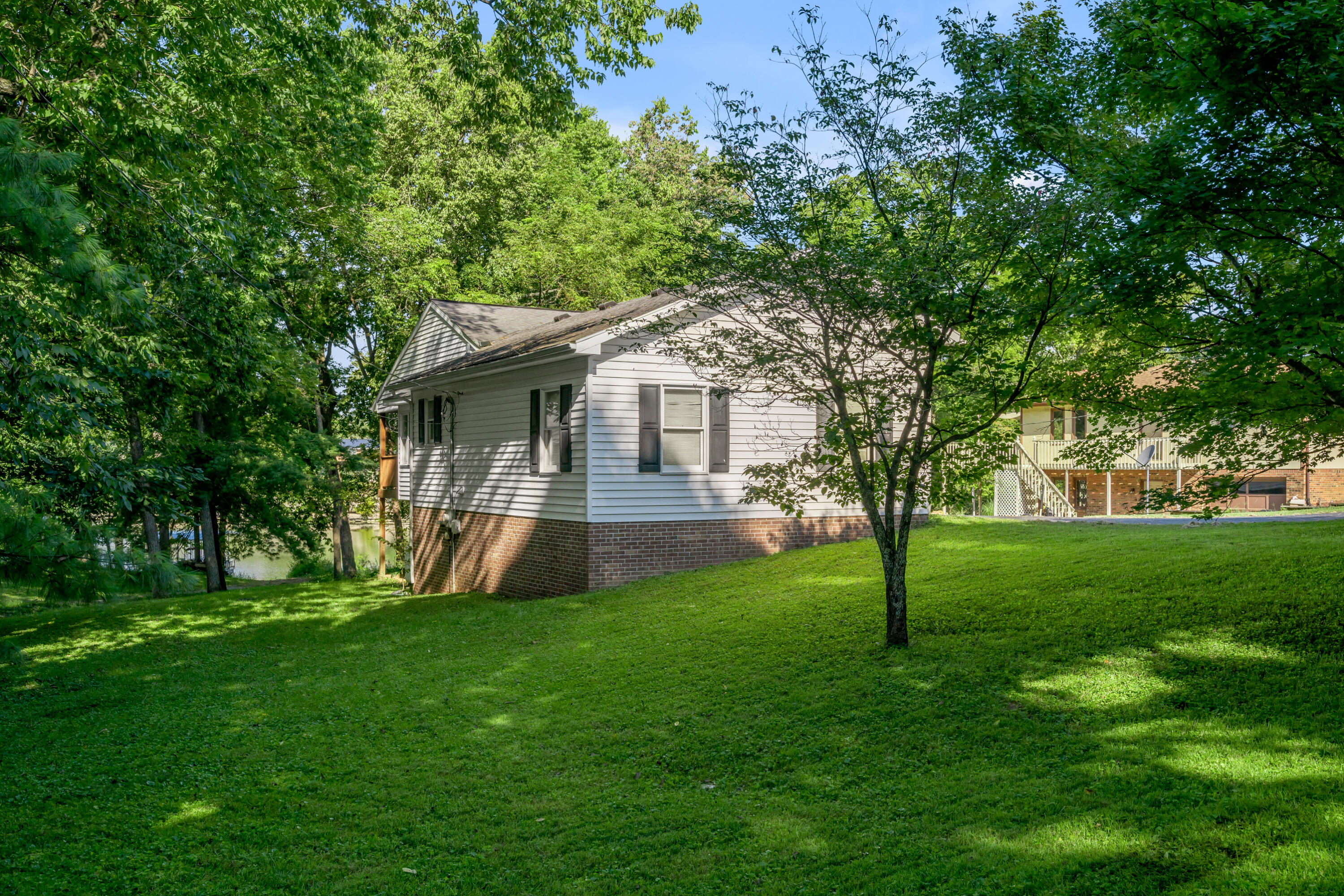 2073 Crystal Springs Road Property Photo 10