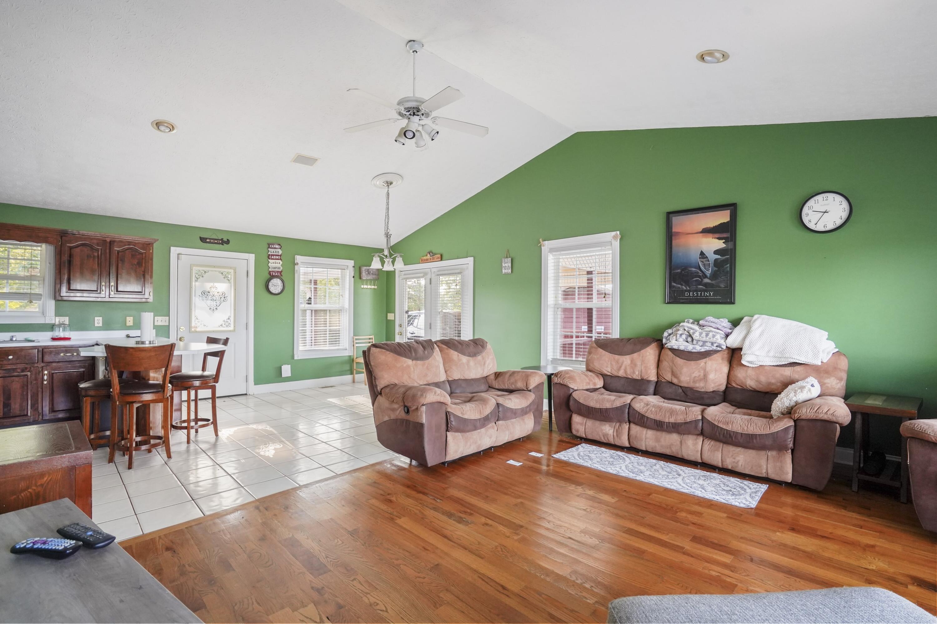 1219 Hideaway Drive Property Photo 6