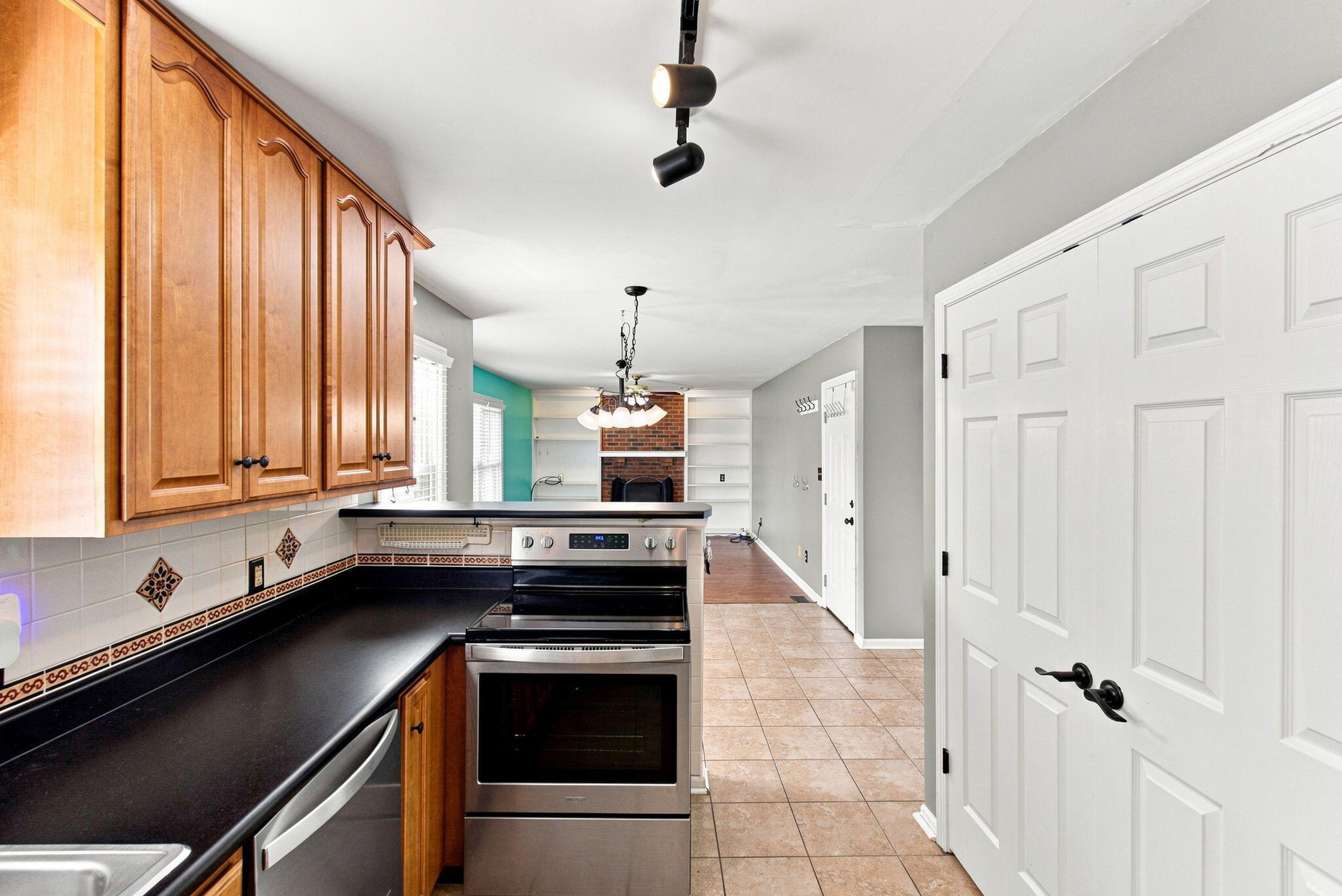 3316 Fox Den Circle Property Photo 20