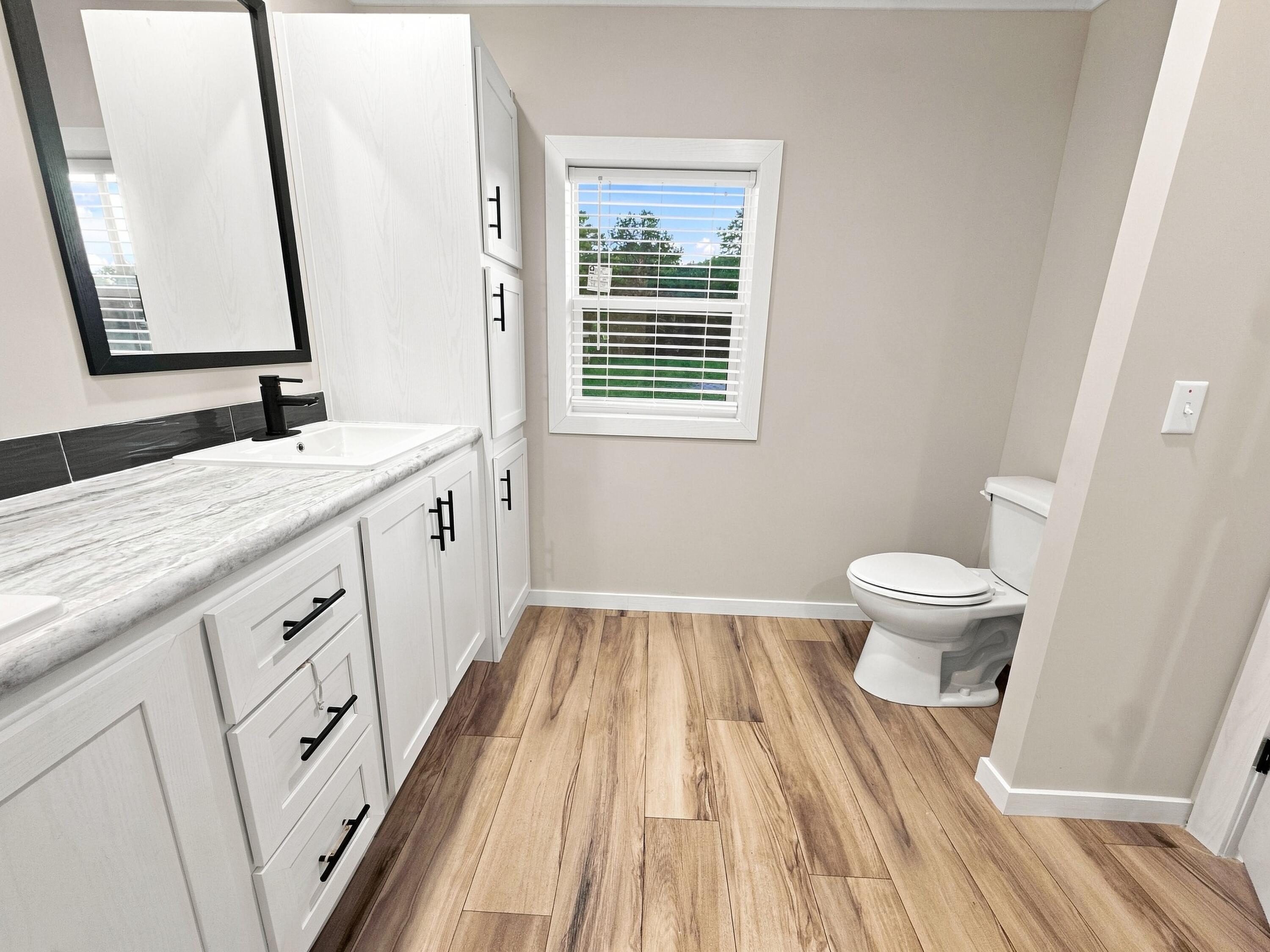 7711 Highway 1643 Property Photo 16