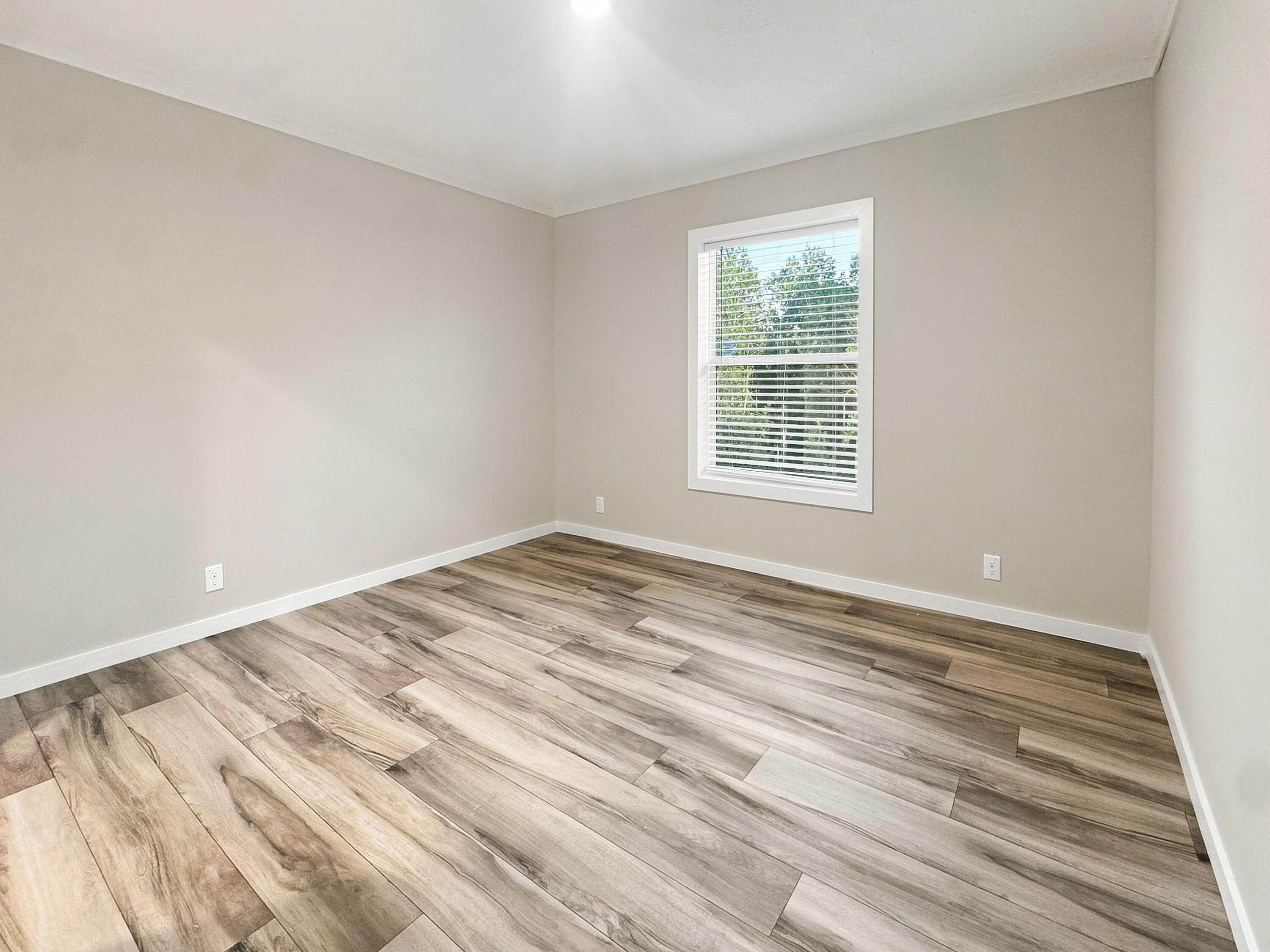 7711 Highway 1643 Property Photo 19