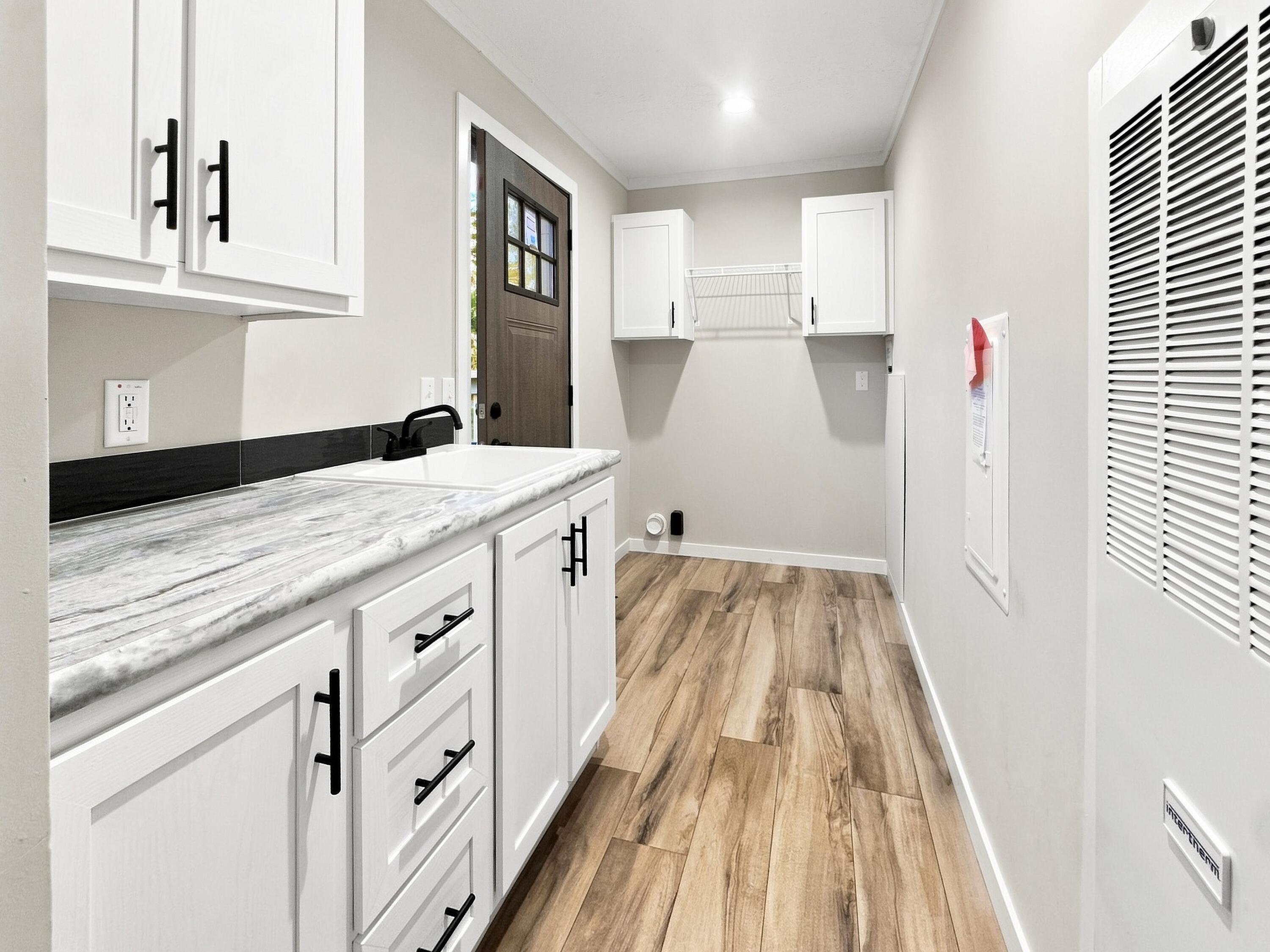 7711 Highway 1643 Property Photo 25