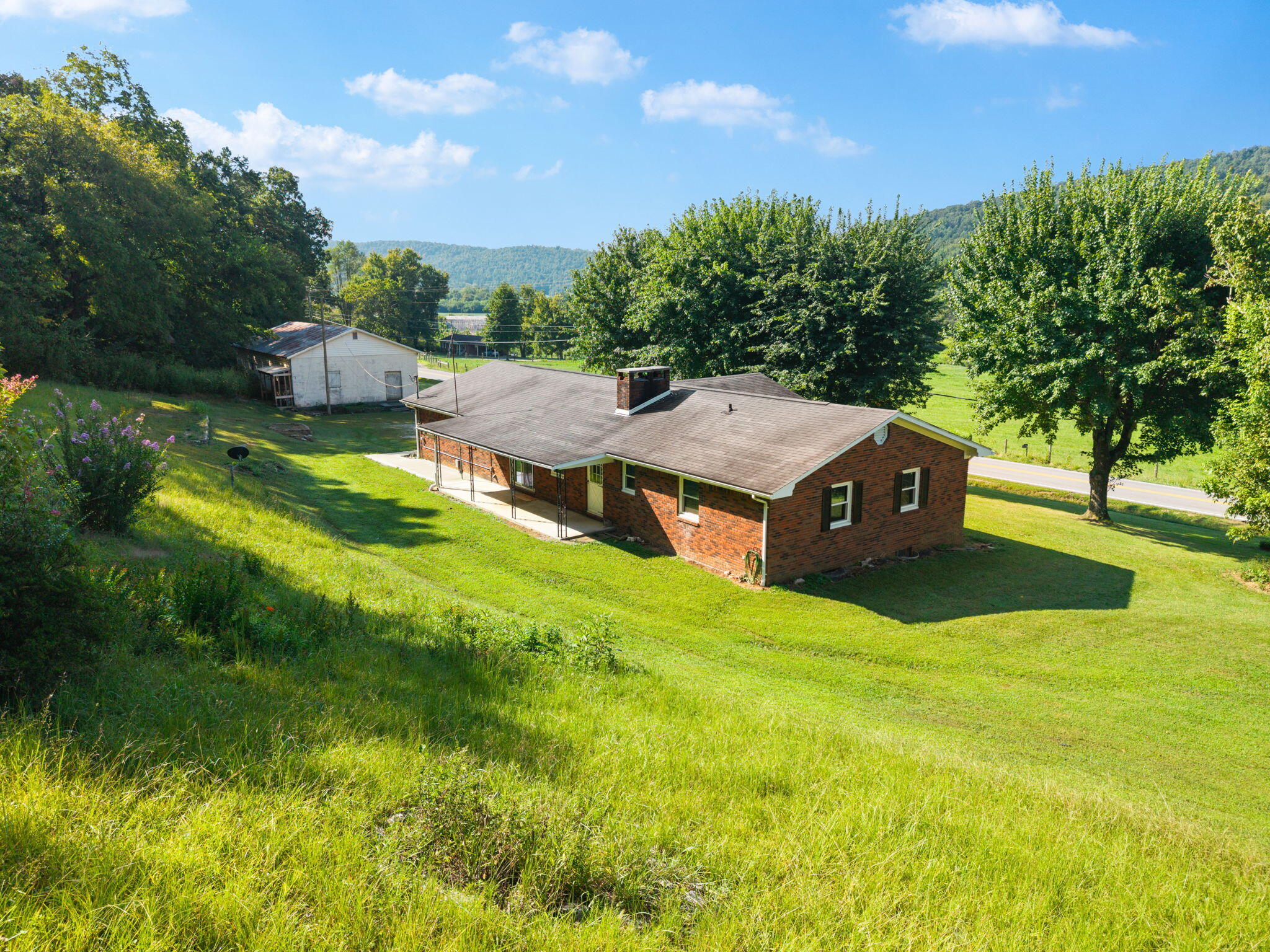 4927 Ky-92 Property Photo 8
