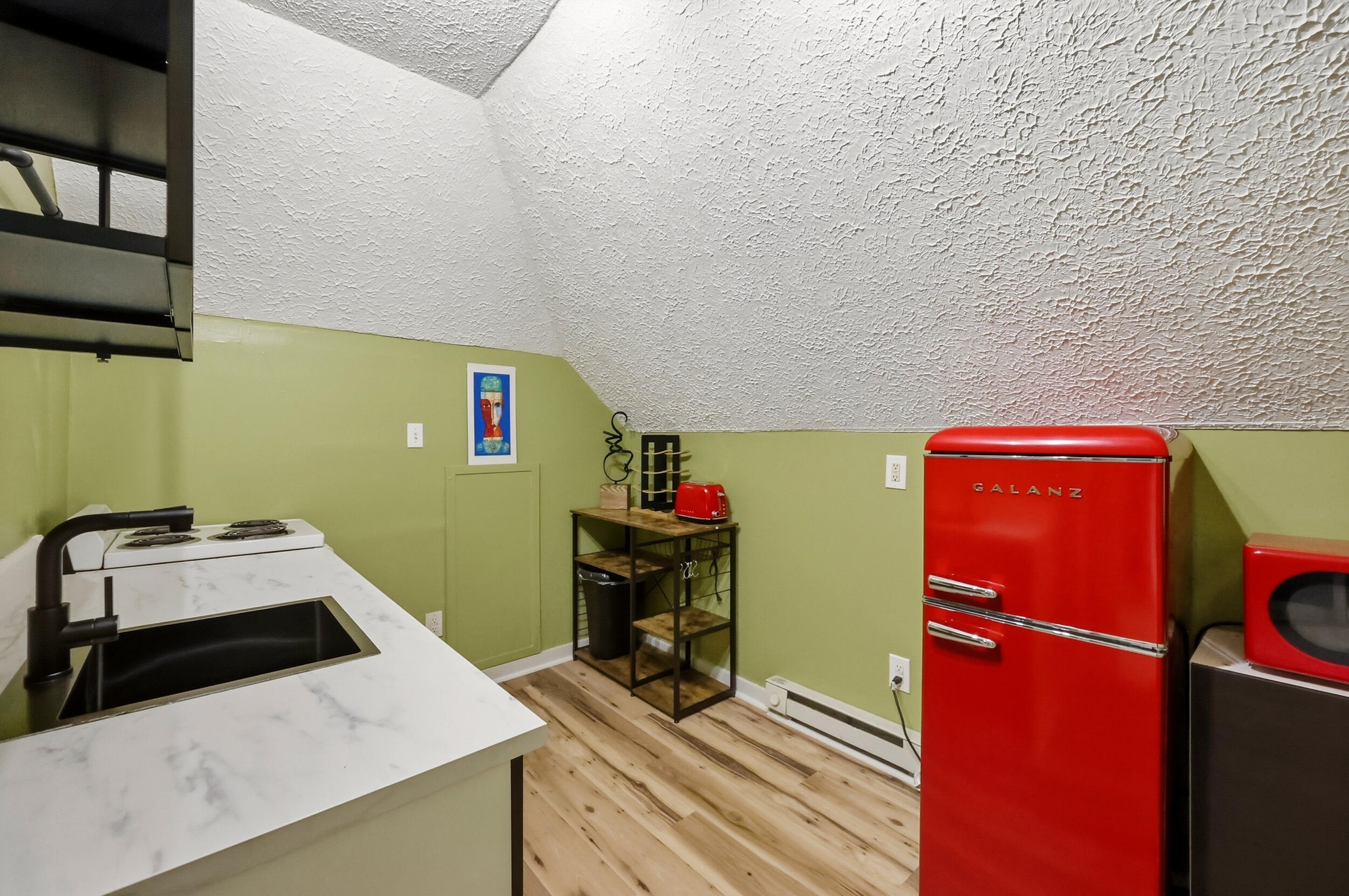 223 E Loudon Avenue Property Photo 29