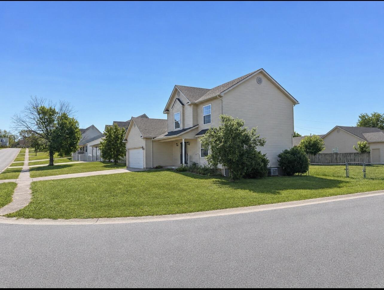 330 Vanover Way Property Photo 3