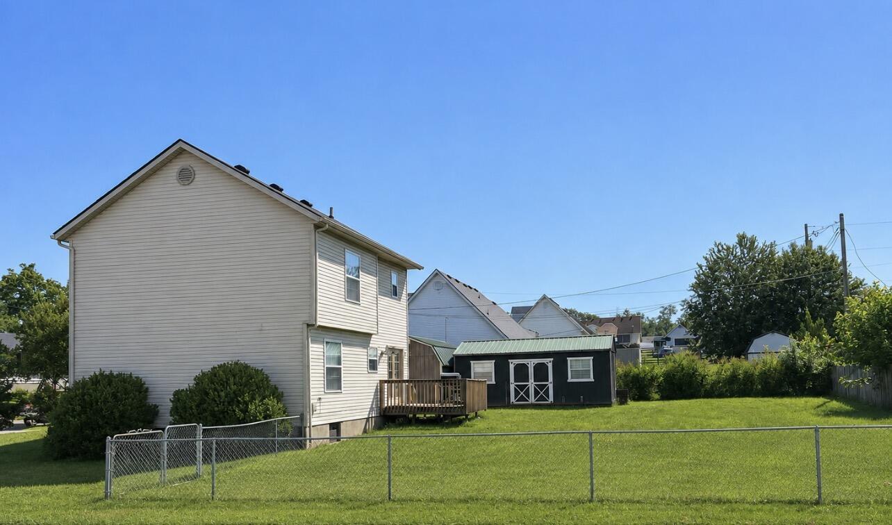 330 Vanover Way Property Photo 5
