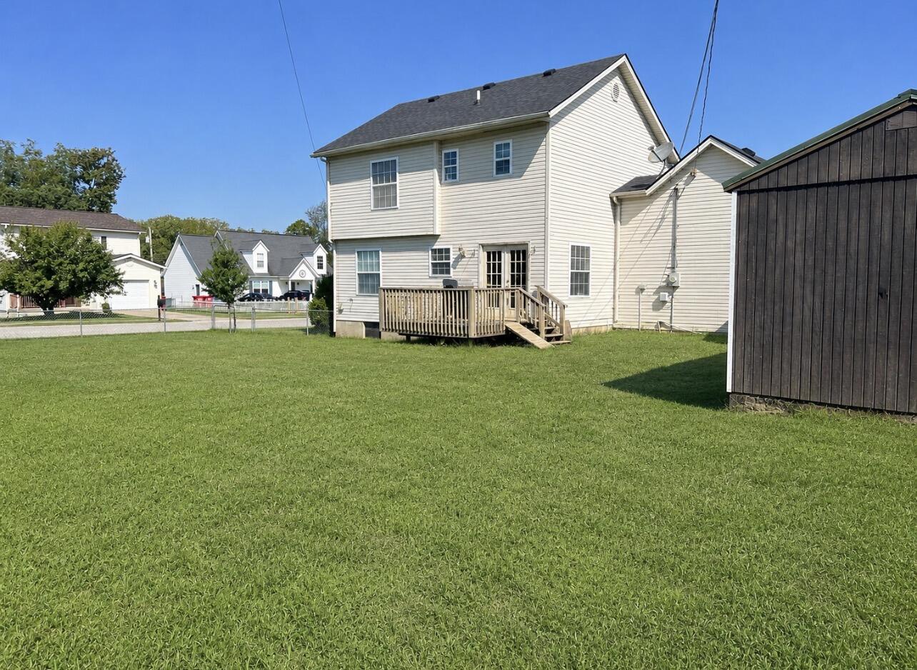 330 Vanover Way Property Photo 8