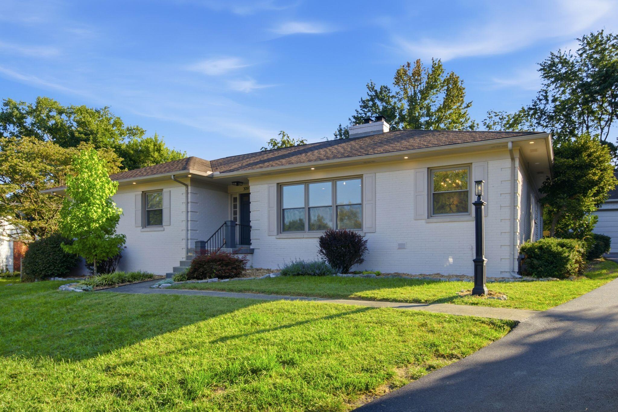 309 Thistleton Circle Property Photo 40