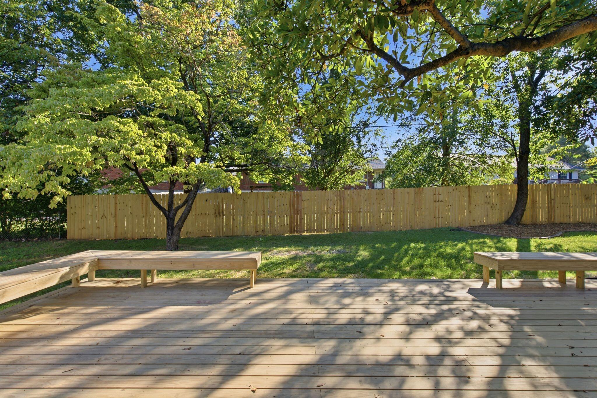 309 Thistleton Circle Property Photo 42