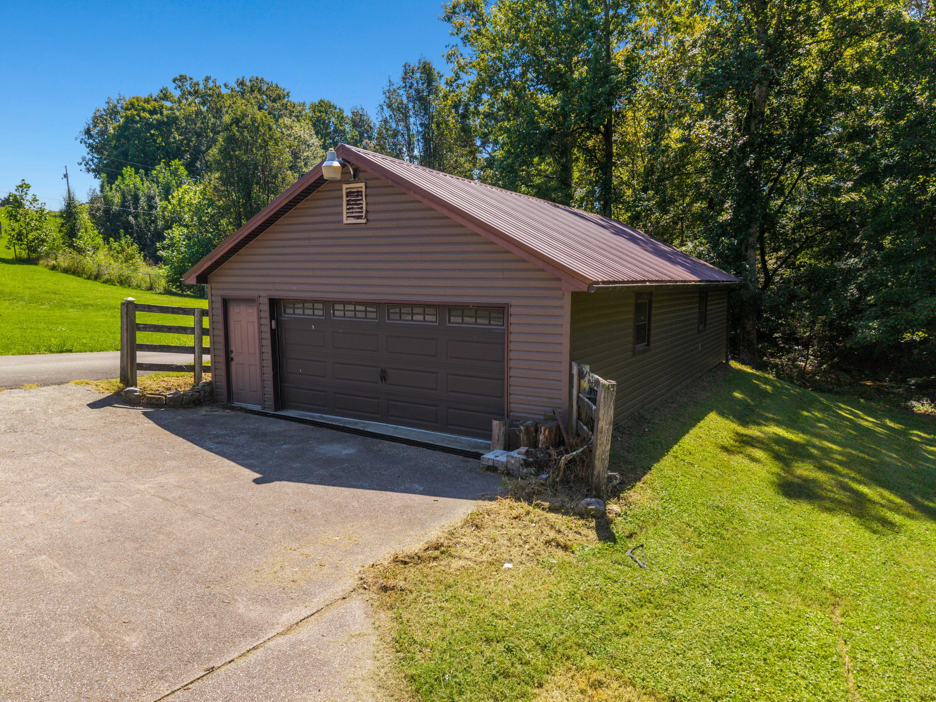 26 Big Clifty Creek Road Property Photo 7