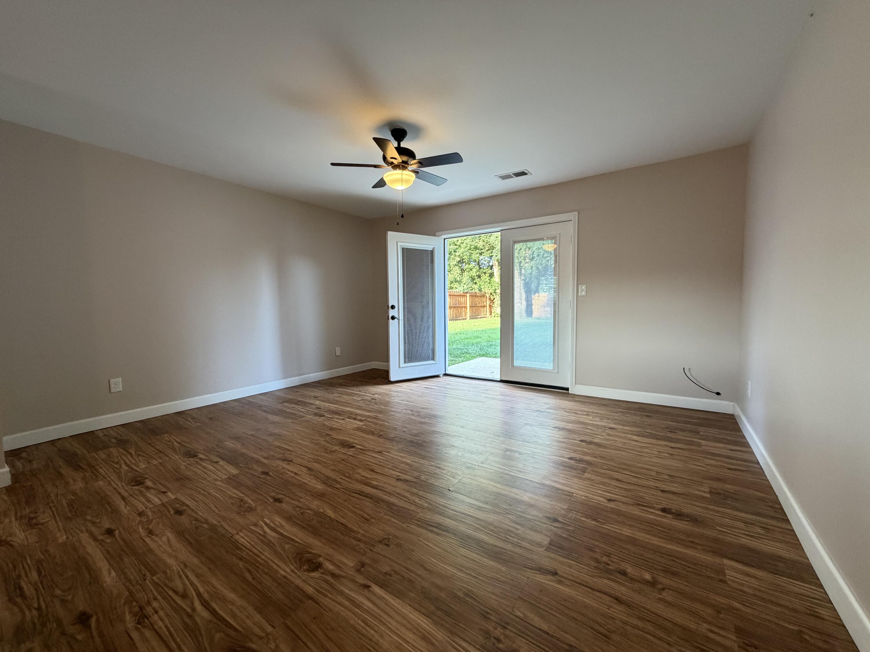 215 Robyn Drive Property Photo 15