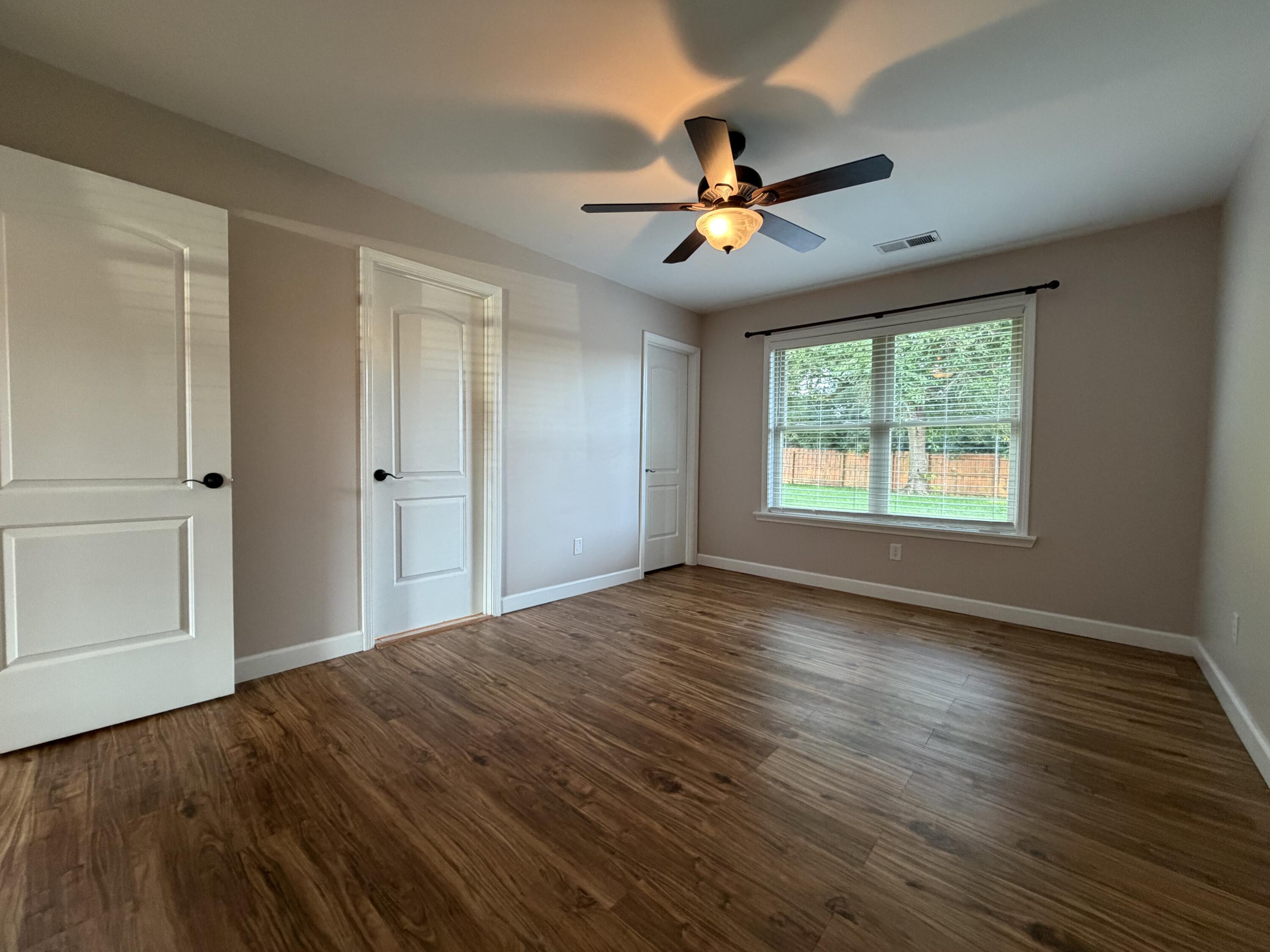 215 Robyn Drive Property Photo 23