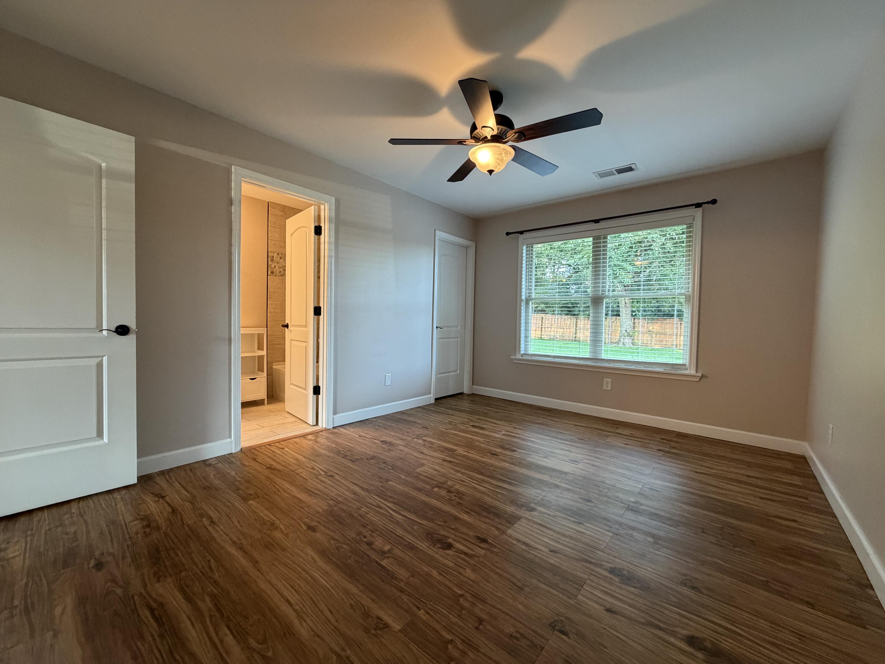 215 Robyn Drive Property Photo 26
