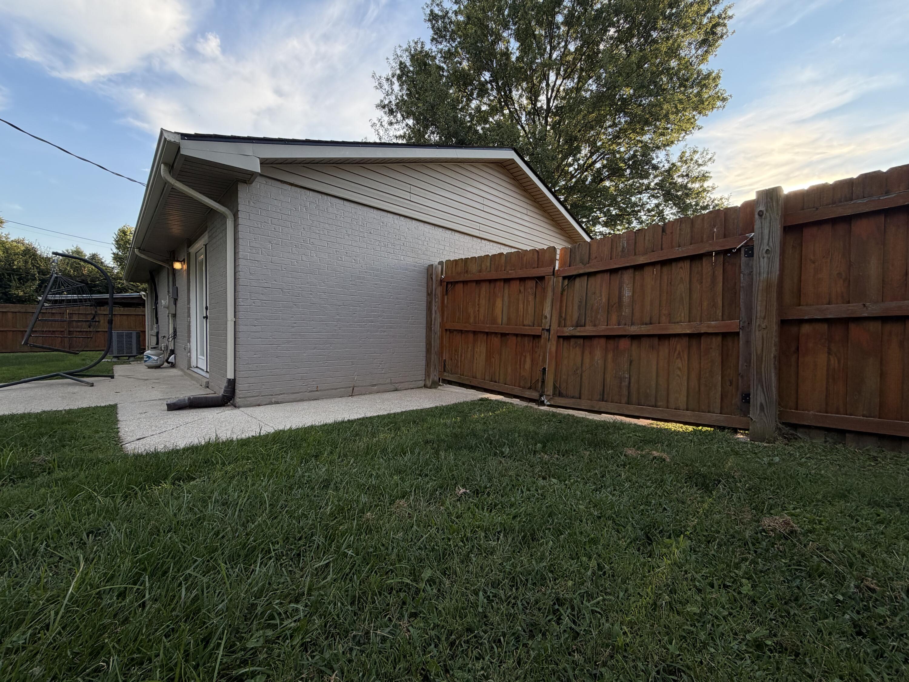 215 Robyn Drive Property Photo 31