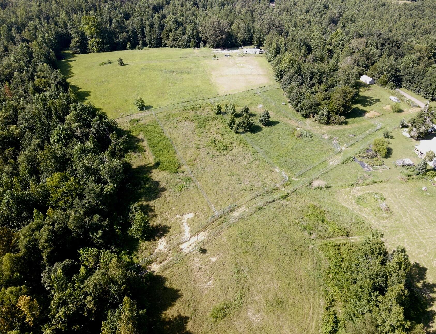 1785 Billie Branch Road Property Photo 2