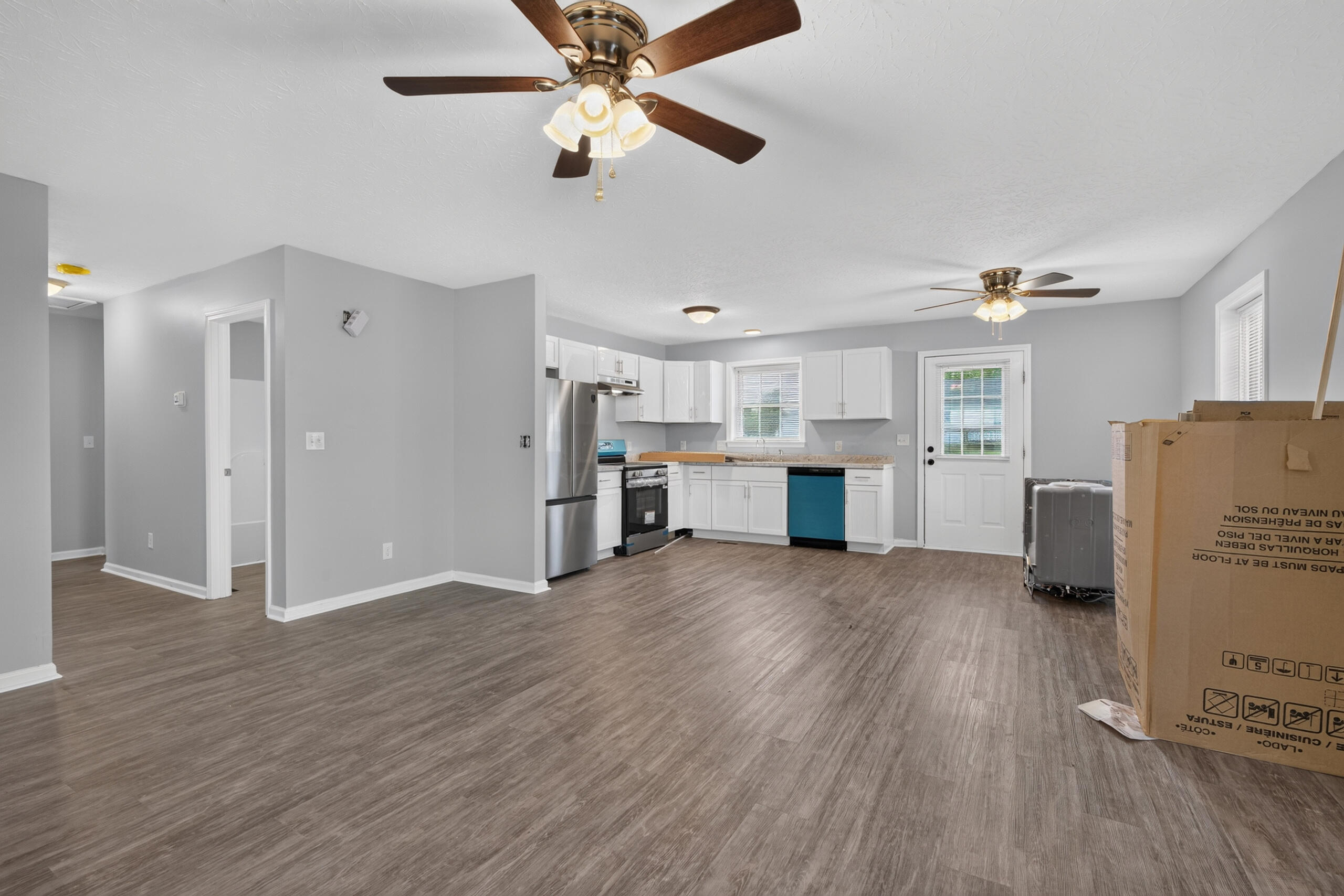 522 Acadia Way Property Photo 6