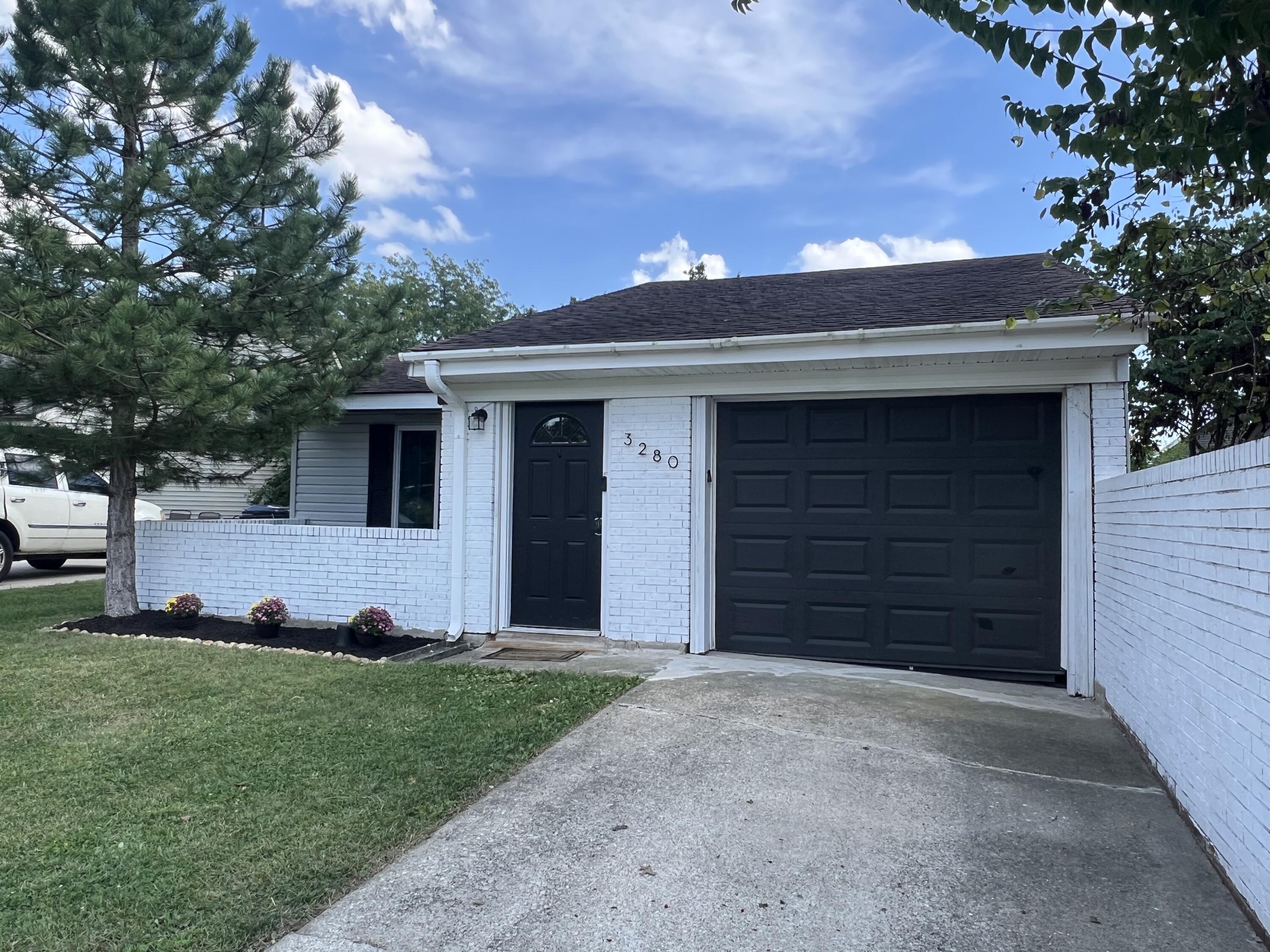 3280 Valhalla Drive Property Photo 4