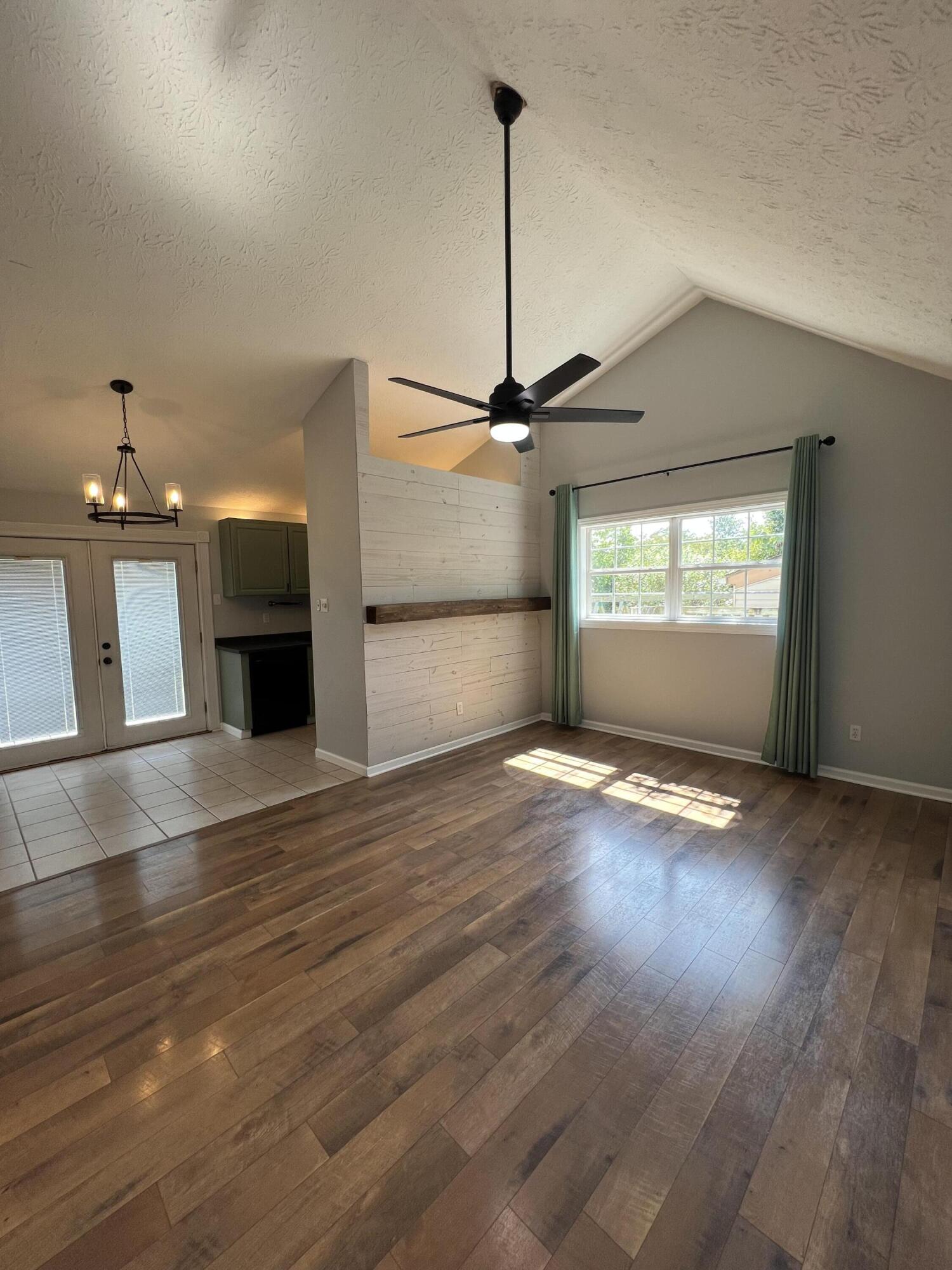 3280 Valhalla Drive Property Photo 11