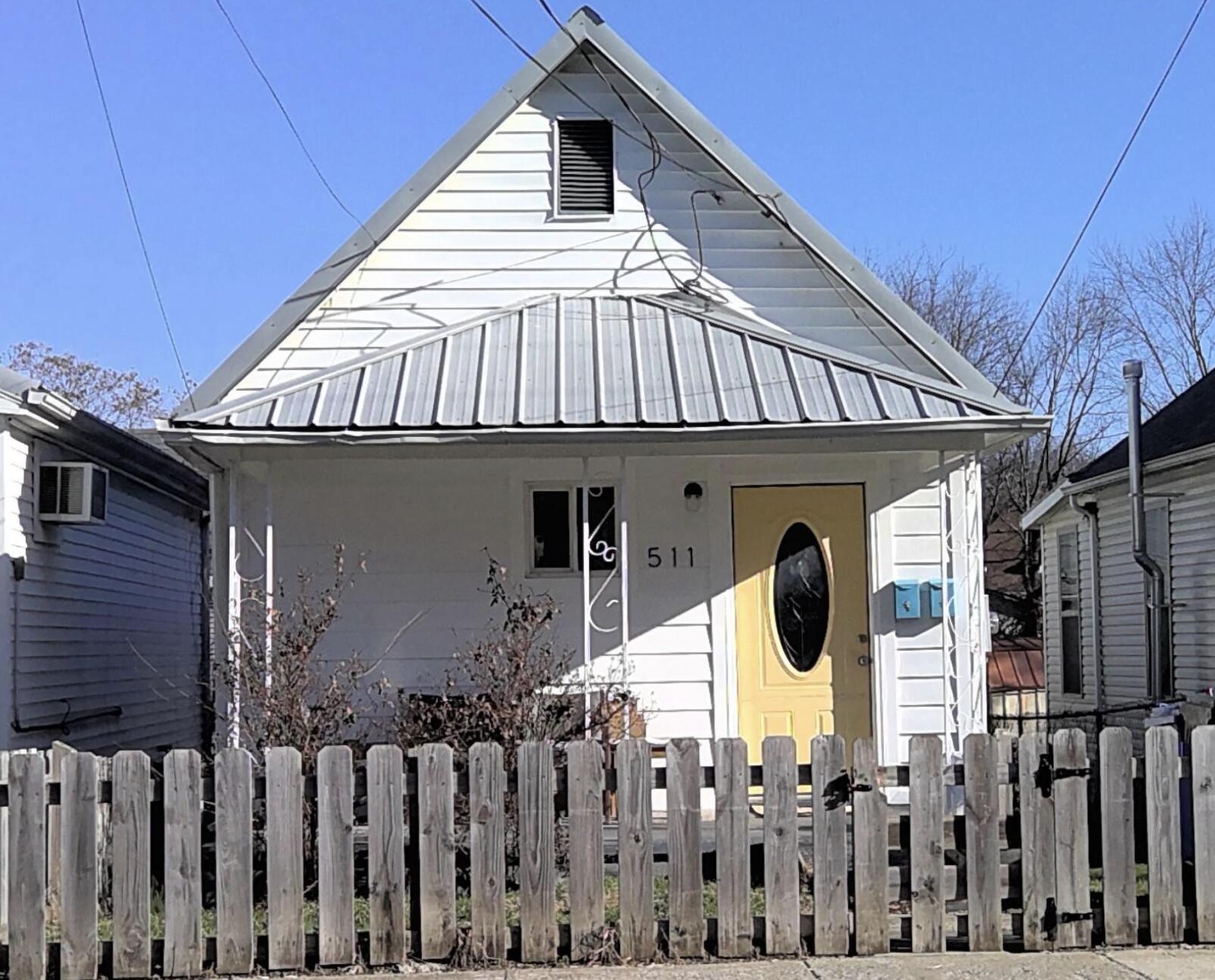 511 E 7th Street Property Photo 1