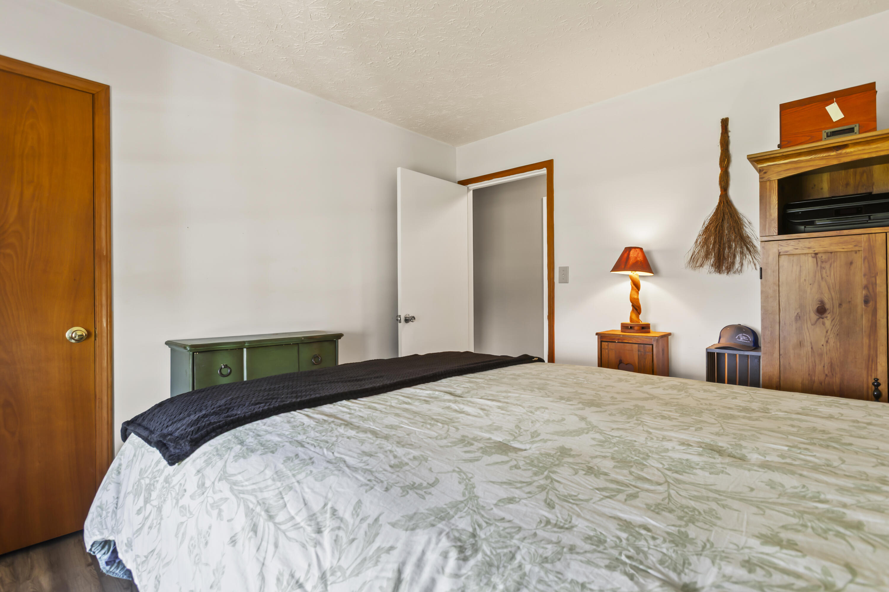 945 Veterans Memorial Highway Property Photo 15