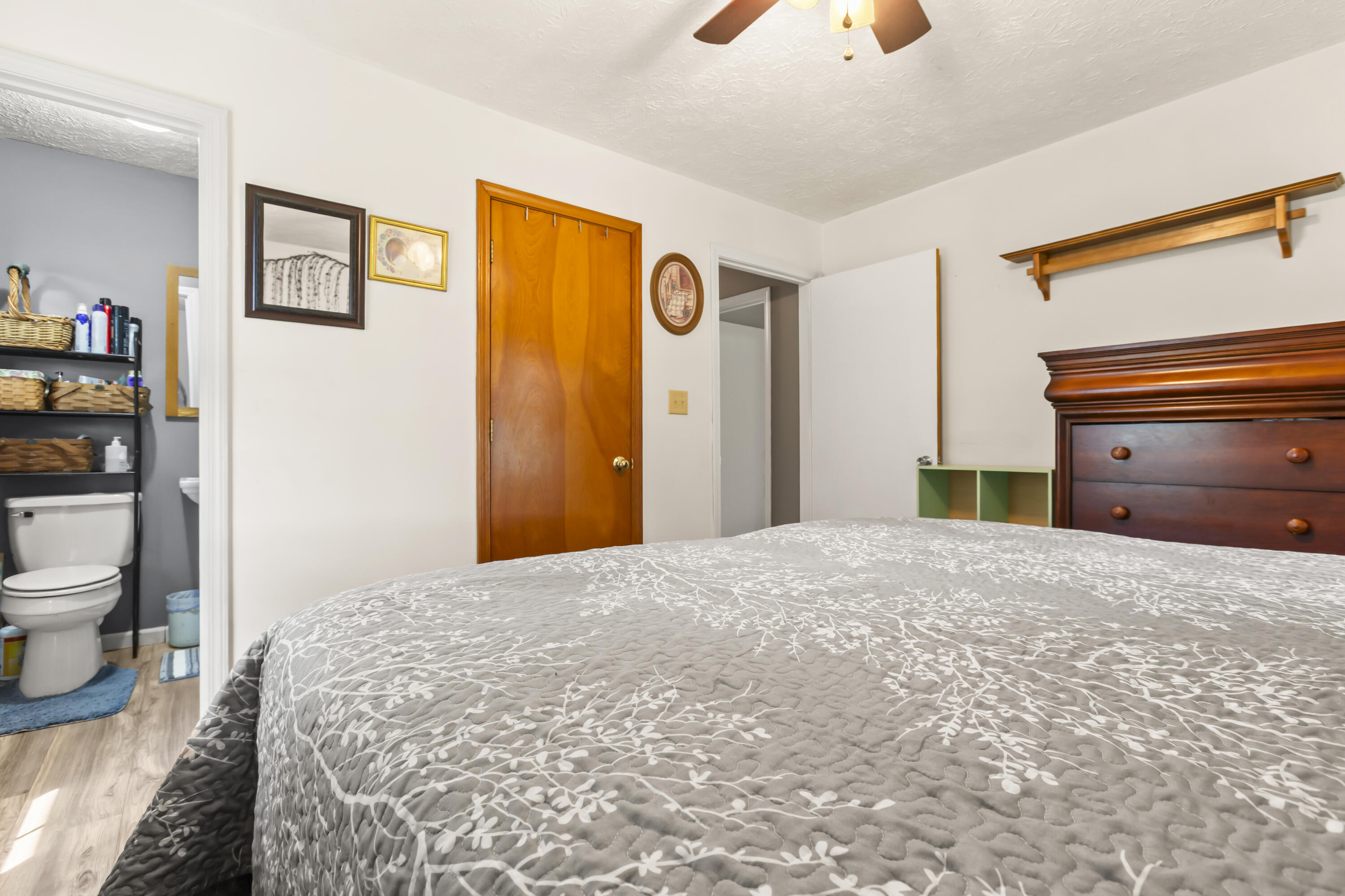 945 Veterans Memorial Highway Property Photo 20