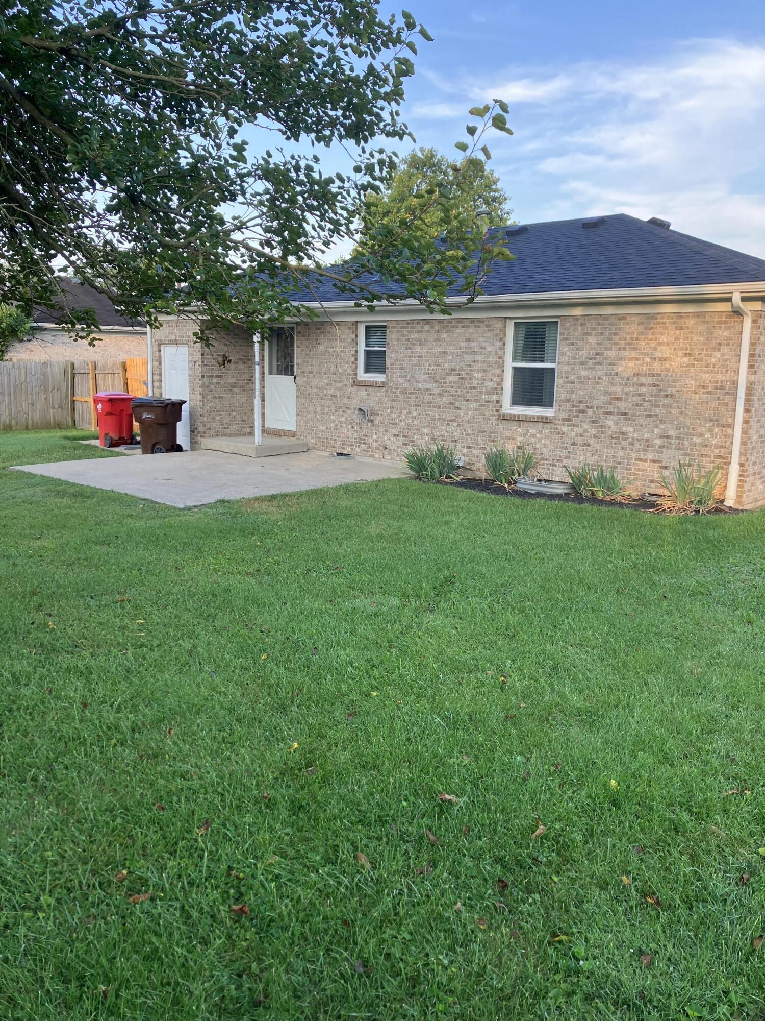 112 Arrowhead Drive Property Photo 2