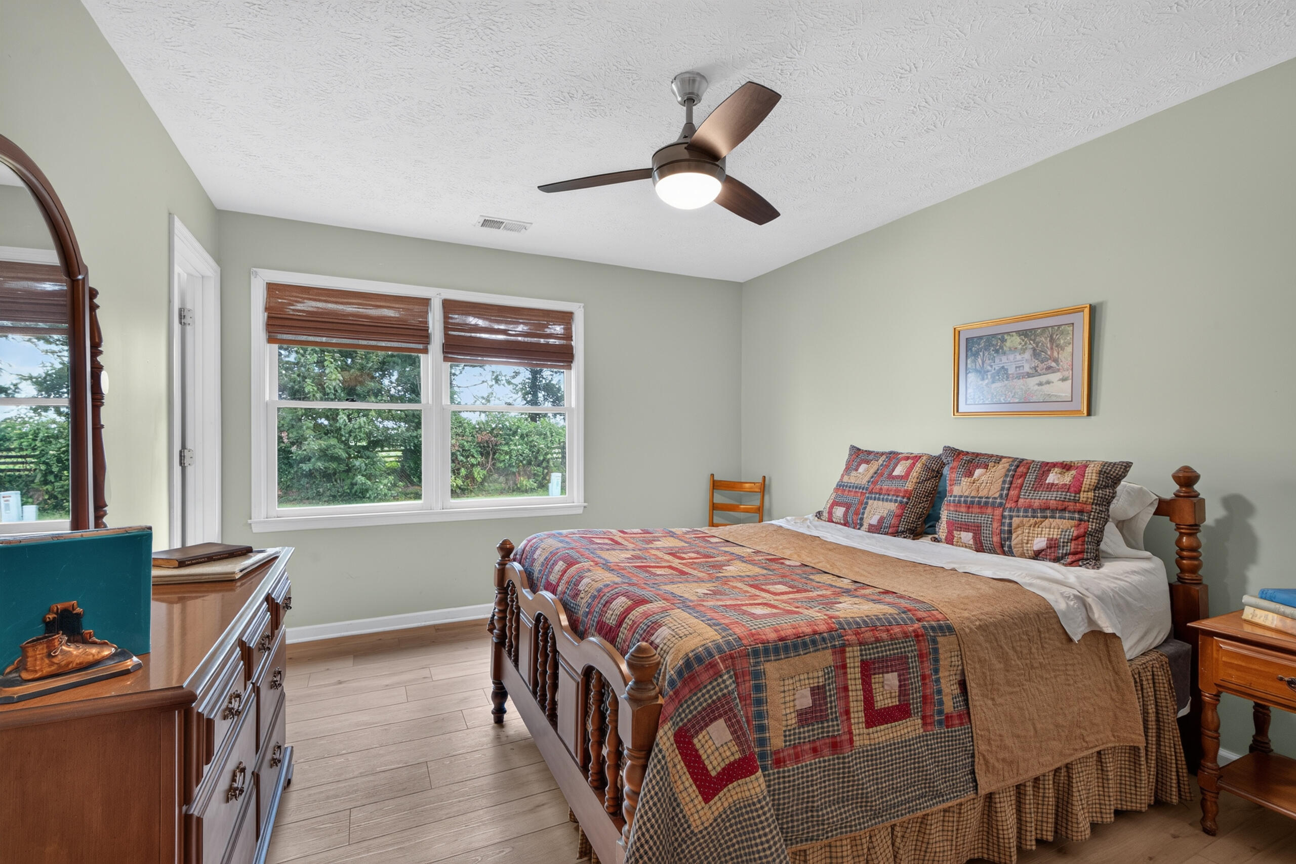 121 Chestnut Lane Property Photo 16