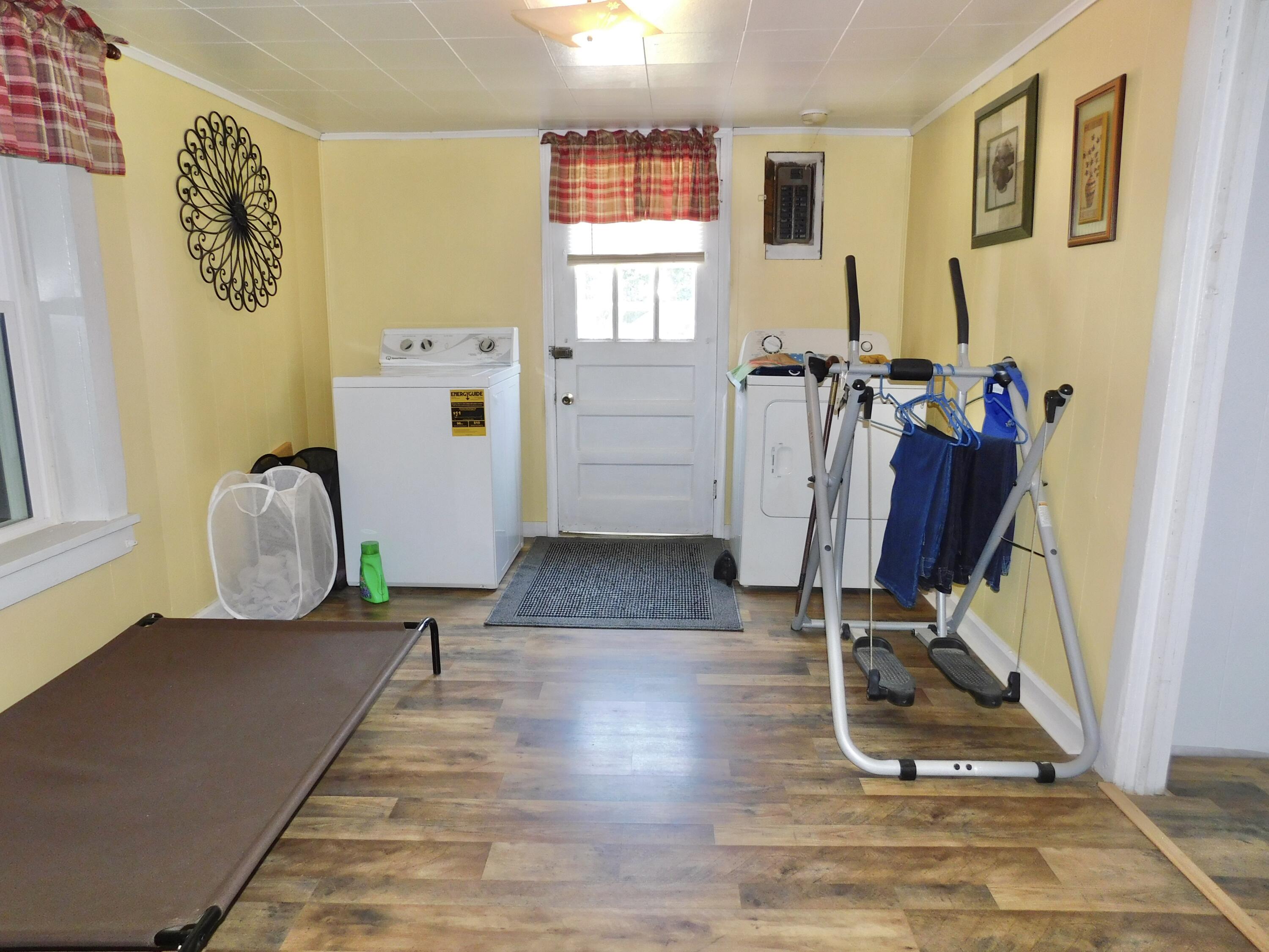 590 Webb Road Property Photo 18