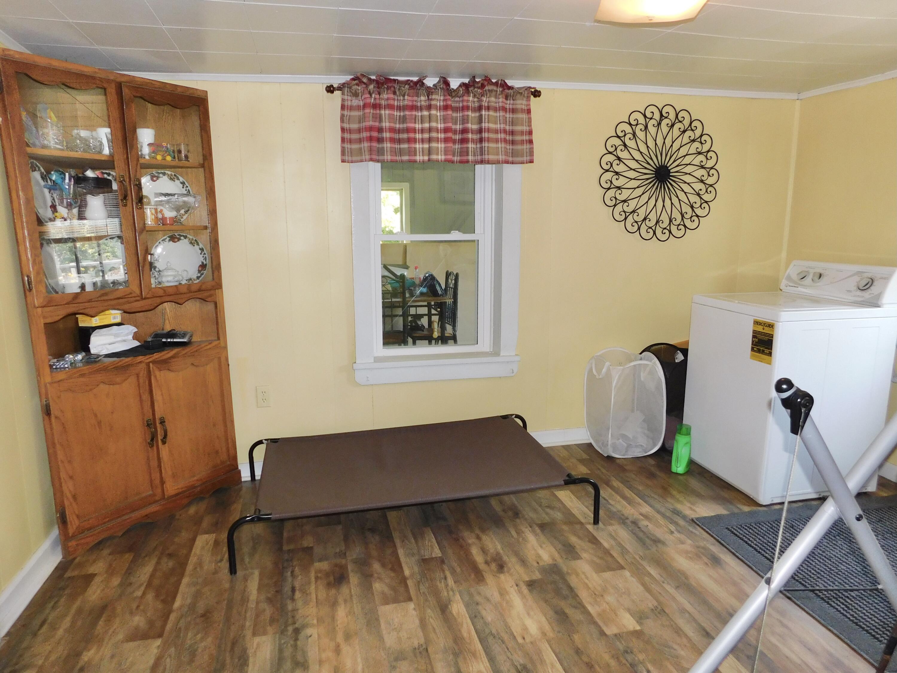 590 Webb Road Property Photo 19