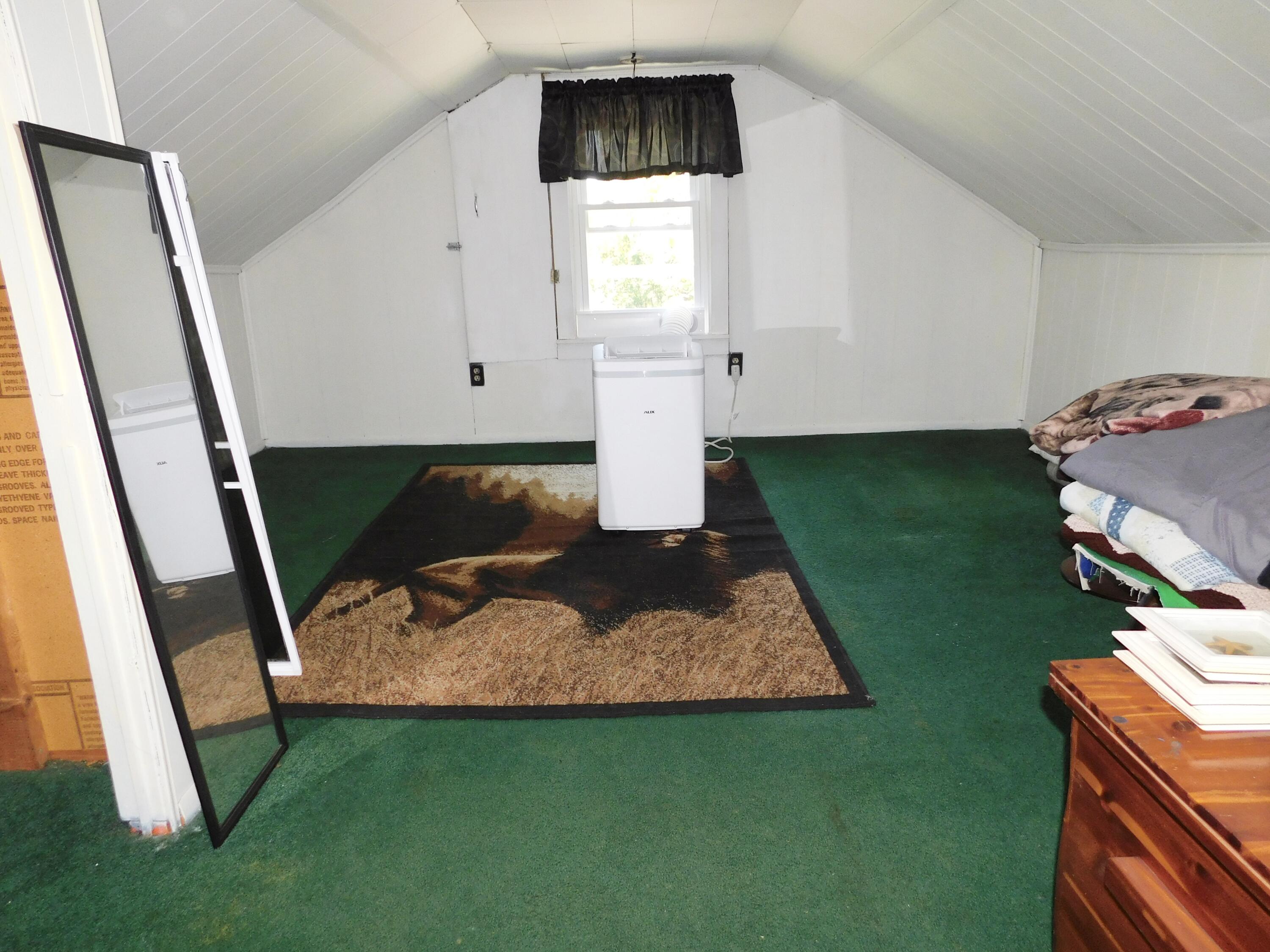 590 Webb Road Property Photo 23
