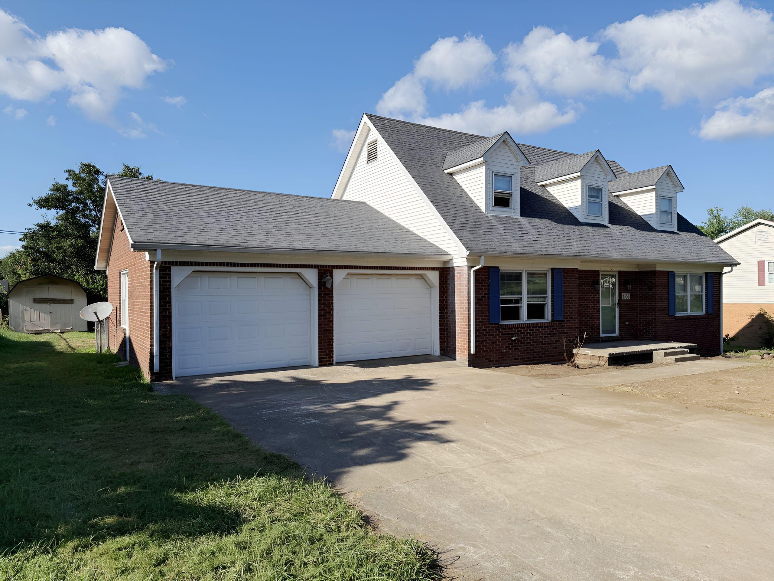605 Longview Road Property Photo 1