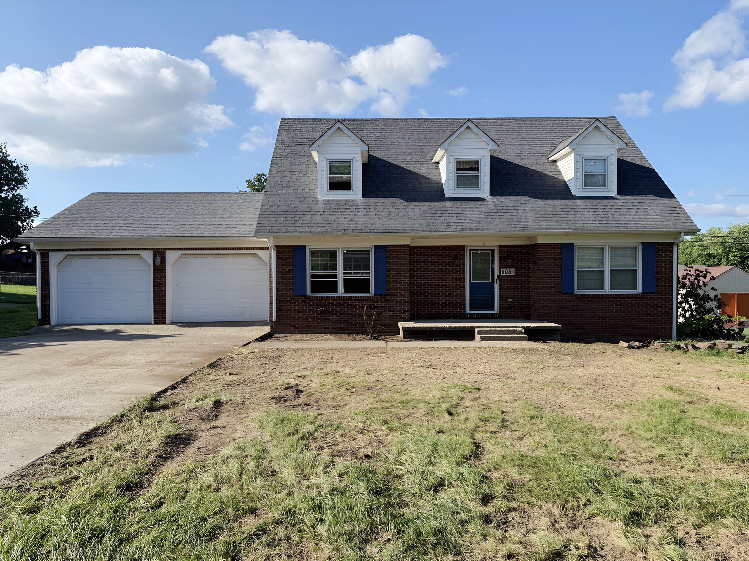 605 Longview Road Property Photo 2